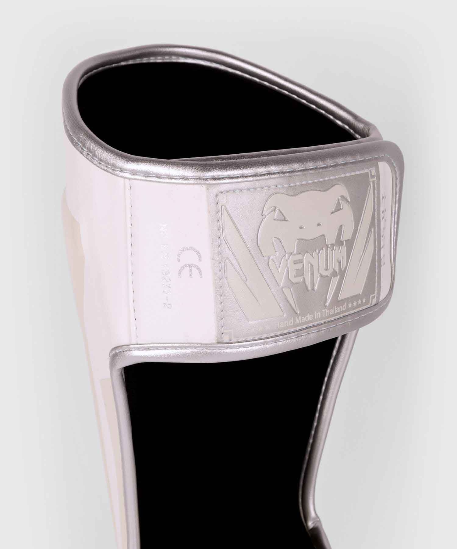 VENUM／ヴェナム　シンガード（レガース）　　ELITE SHIN GUARDS／エリート シンガード（マットホワイト／シルバー）