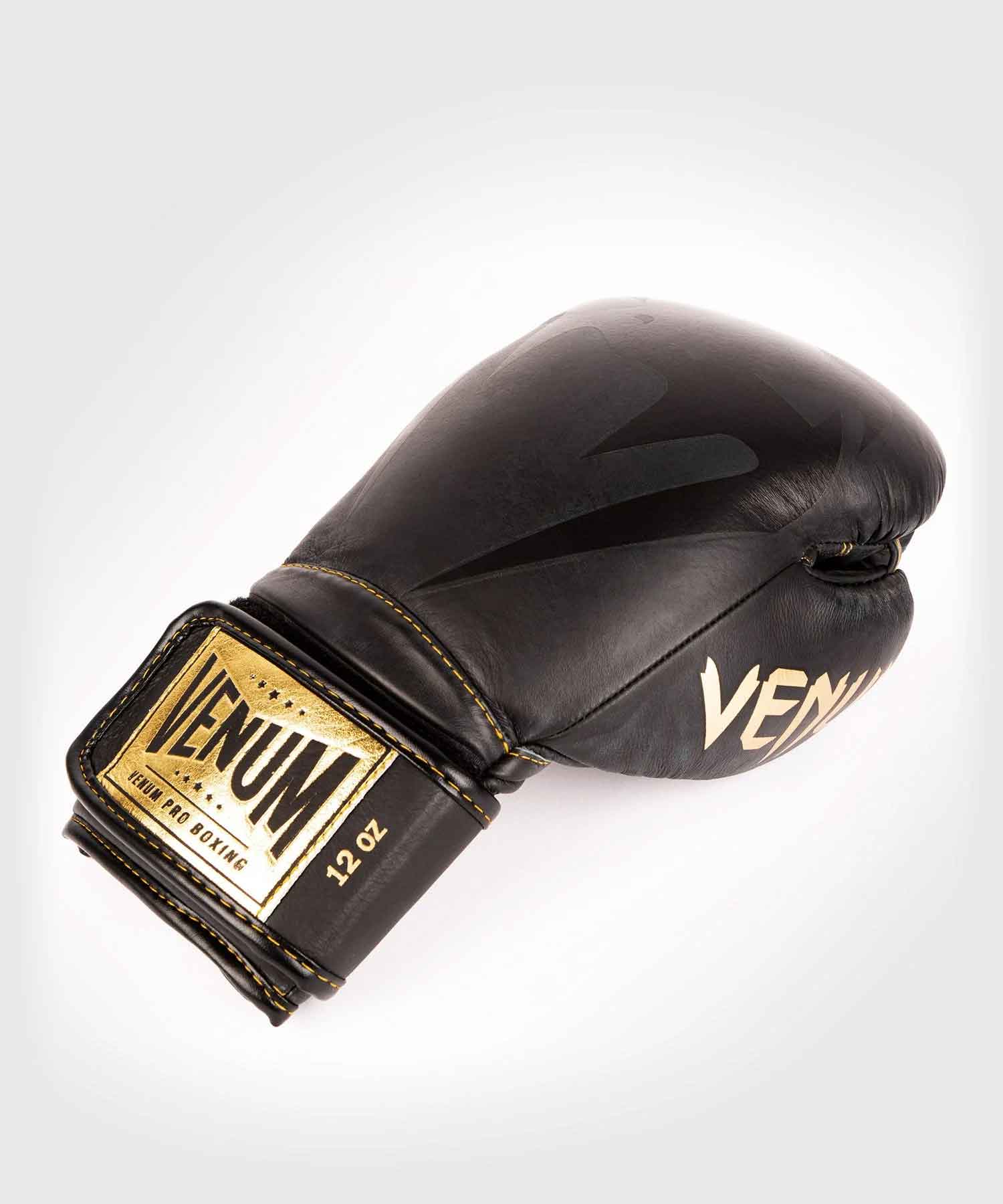 VENUM／ヴェナム　ボクシンググローブ　　GIANT 2.0 PRO BOXING GLOVES VELCRO／ジャイアント2.0 プロボクシンググローブ ベルクロ（マットブラック／ゴールド）