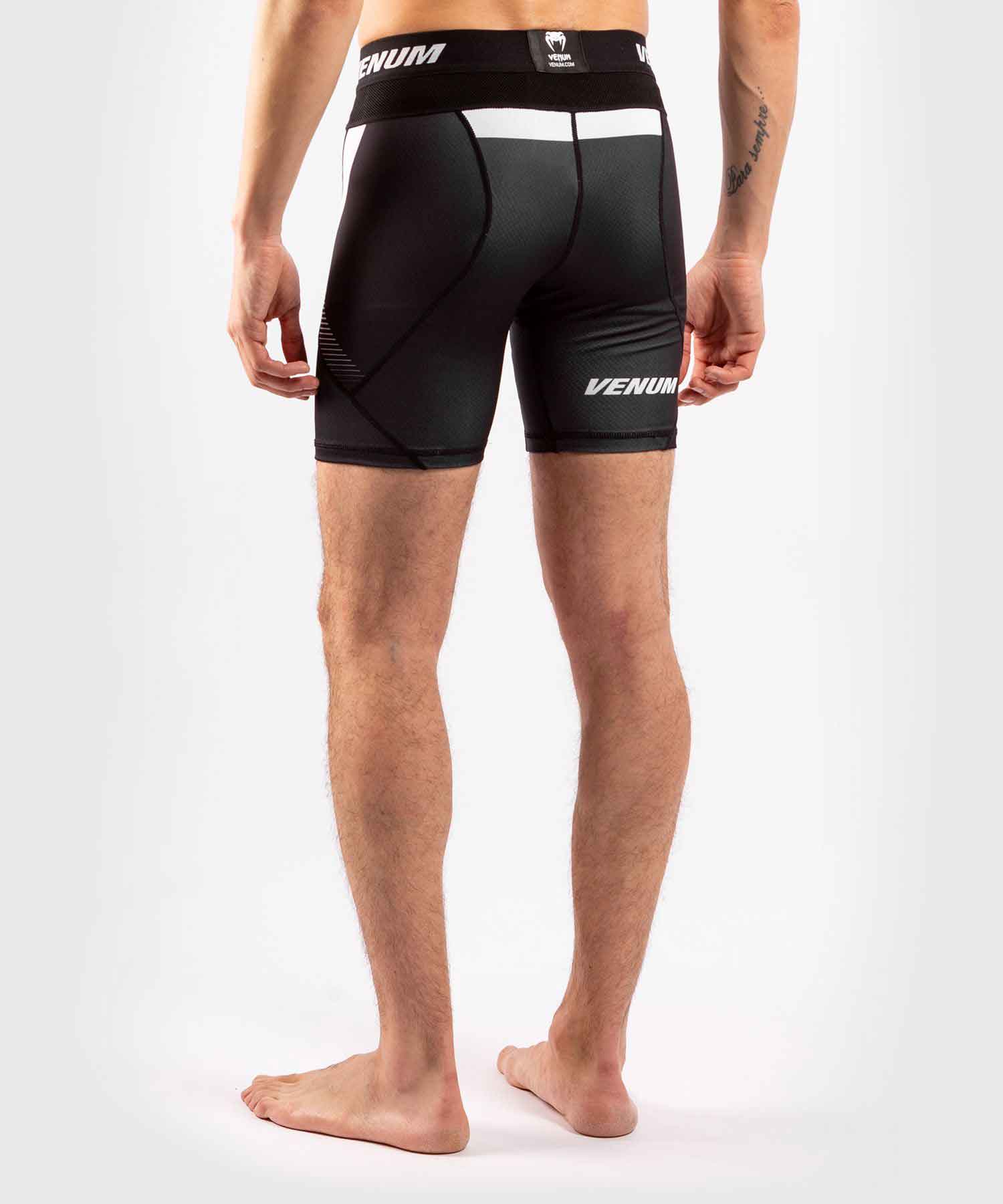 VENUM／ヴェナム　コンプレッション・バーリトゥードショーツ　　NOGI 3.0 VALE TUDO SHORTS／ノーギ 3.0 バーリトゥードショーツ（黒／白）