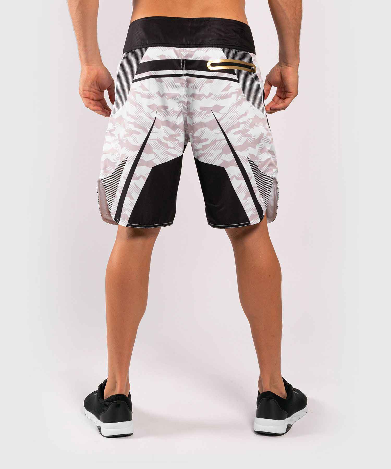 VENUM／ヴェナム　ボードショーツ　　TROOPER BOARDSHORTS／トルーパー ボードショーツ（ホワイトカモ／黒）