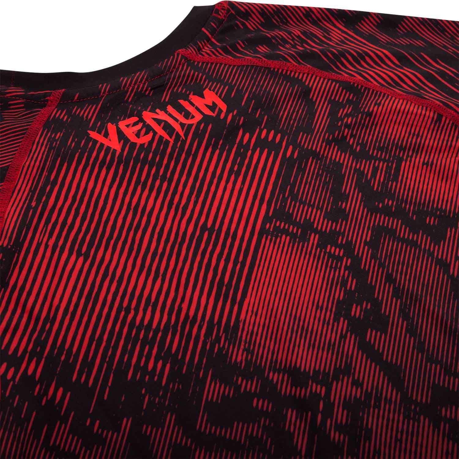 VENUM／ヴェナム　コンプレッションシャツ　　FUSION COMPRESSION - LONG／フュージョン コンプレッション ロング（レッド／黒）
