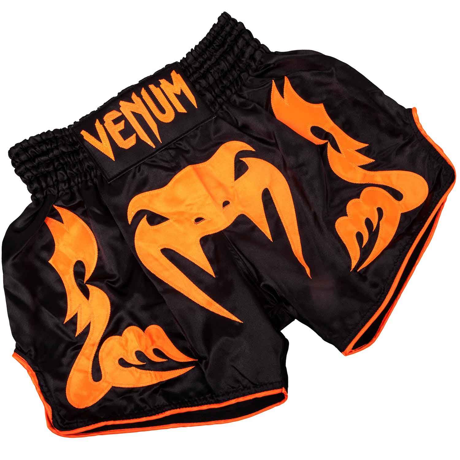 BANGKOK INFERNO MUAY THAI SHORTS／バンコク・インフェルノ ムエタイショーツ（黒／ネオ・オレンジ）