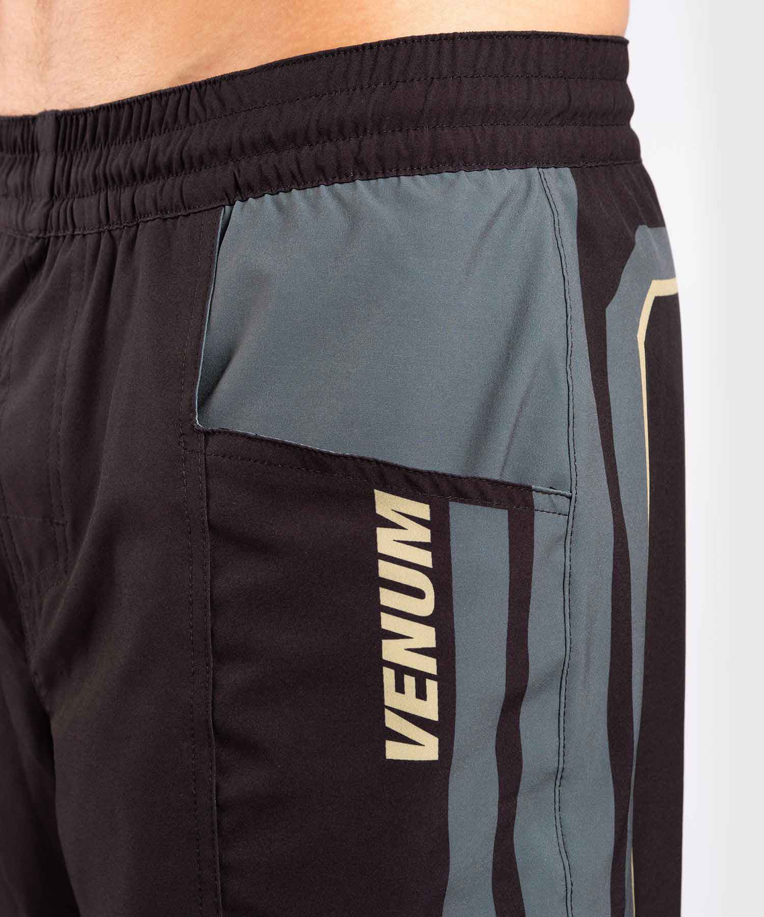 VENUM／ヴェナム　ボードショーツ　　BALI BOARDSHORT／バリ ボードショーツ（黒）