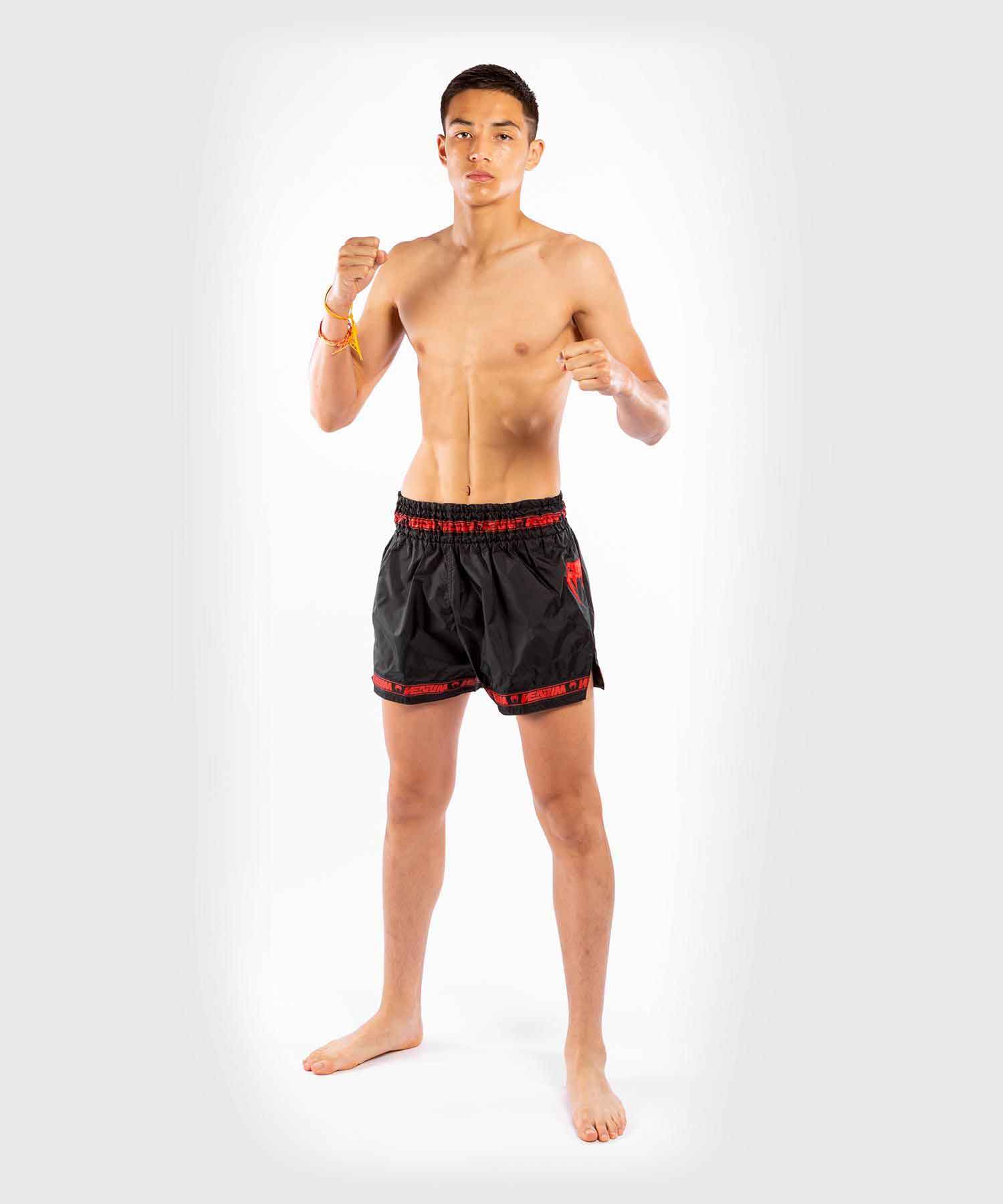 VENUM／ヴェナム　ムエタイショーツ　　PARACHUTE MUAY THAI SHORTS／パラシュート ムエタイショーツ（黒／レッド）