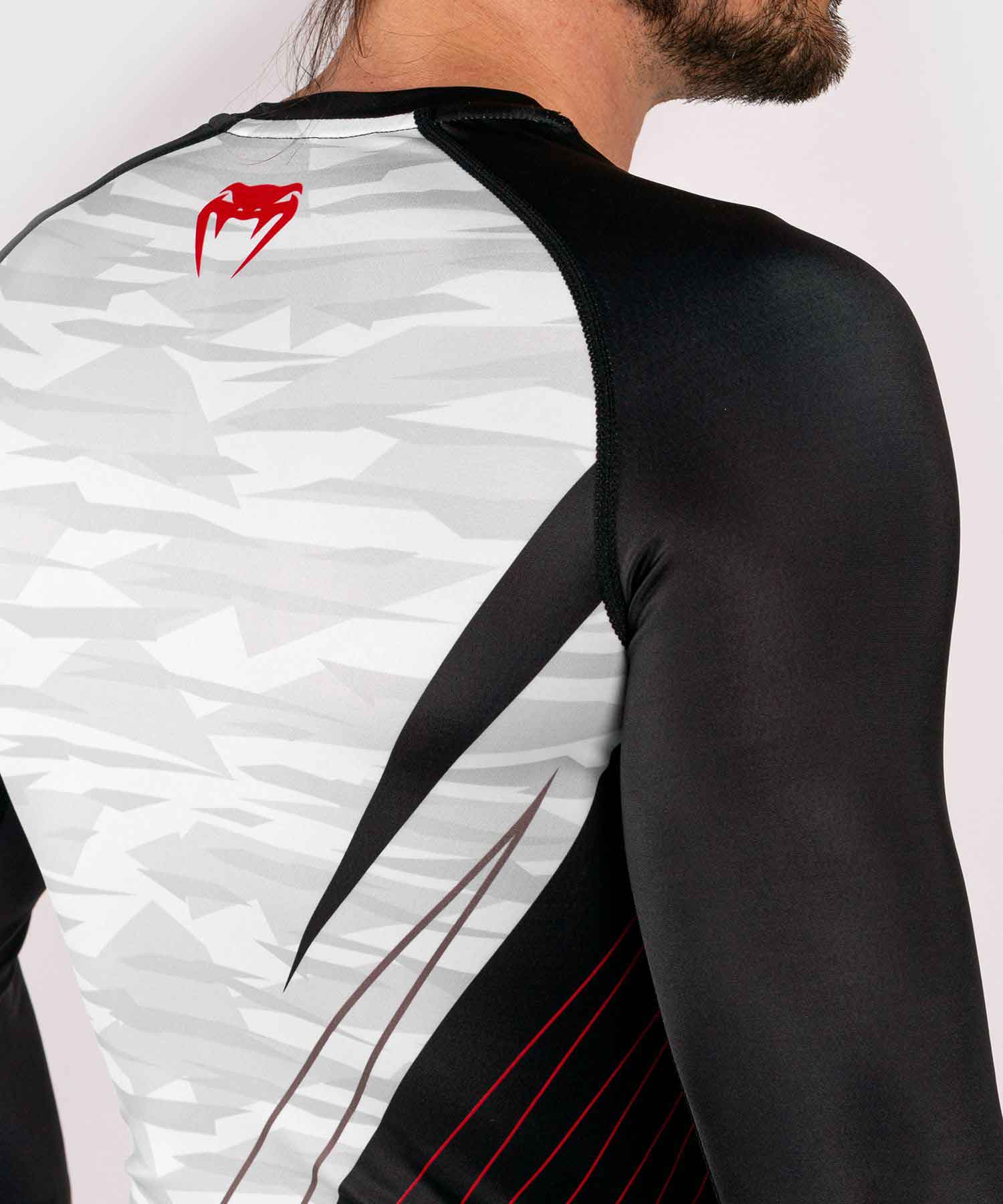 VENUM／ヴェナム　ラッシュガード　　CONTENDER 5.0 RASHGUARD LONG SLEEVES／コンテンダー 5.0 ラッシュガード ロングスリーブ（ホワイトカモ）