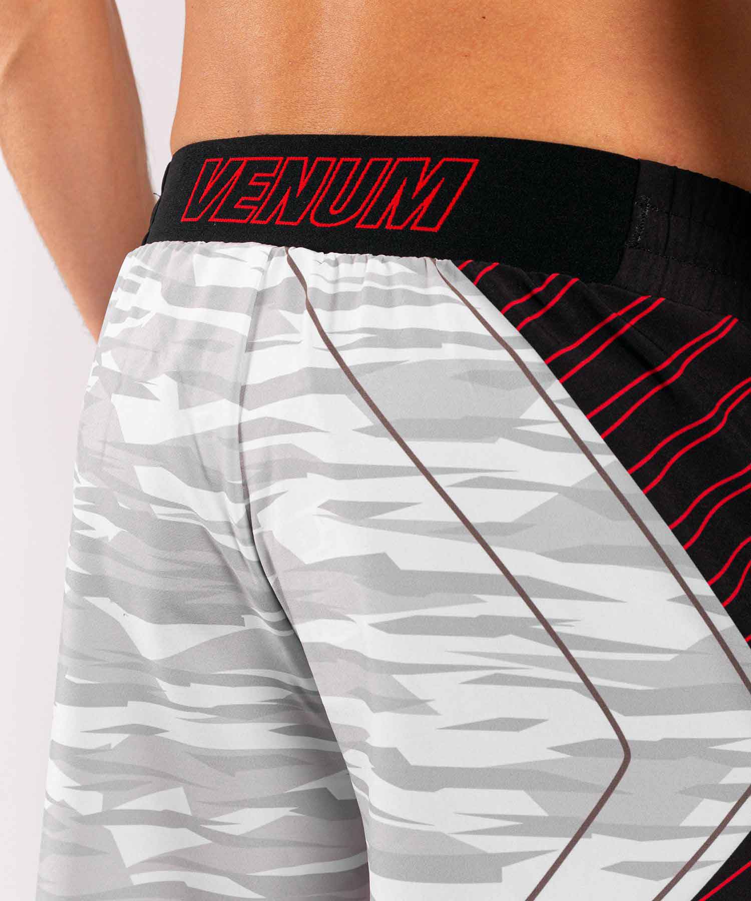 VENUM／ヴェナム　トレーニング・フィットネスショーツ　　CONTENDER 5.0 SPORT SHORTS／コンテンダー 5.0 スポーツショーツ（ホワイトカモ）