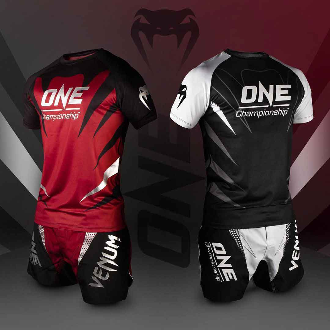 VENUM／ヴェナム　ファイトショーツ　　VENUM×ONE FC FIGHTSHORTS／ヴェナム×ONE FC ファイトショーツ（レッド／黒）