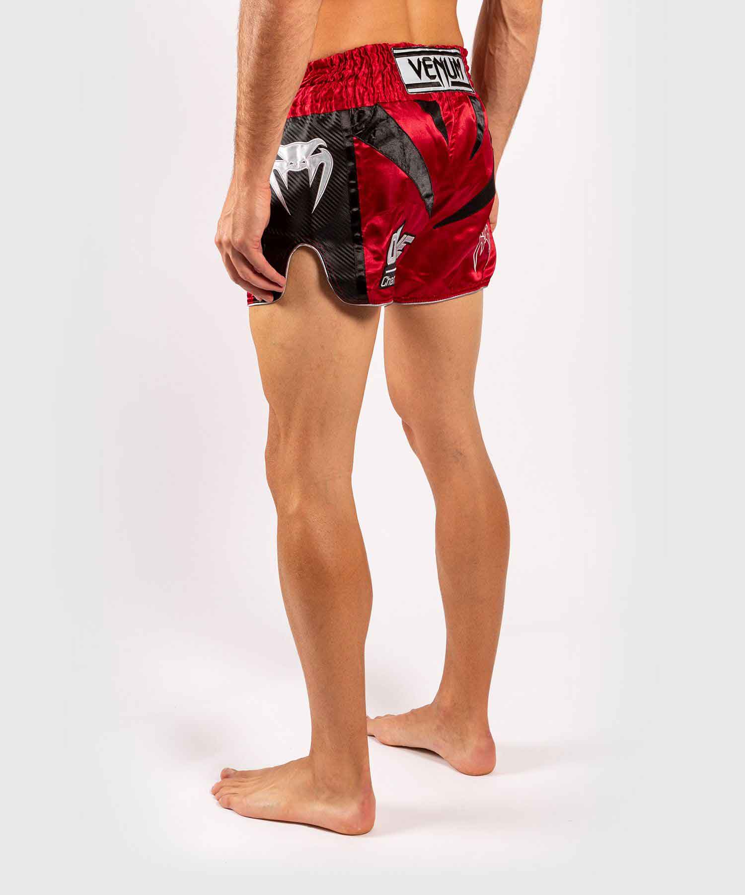 VENUM／ヴェナム　ムエタイショーツ　　VENUM×ONE FC MUAY THAI SHORTS／ヴェナム×ONE FC ムエタイショーツ（レッド／黒）