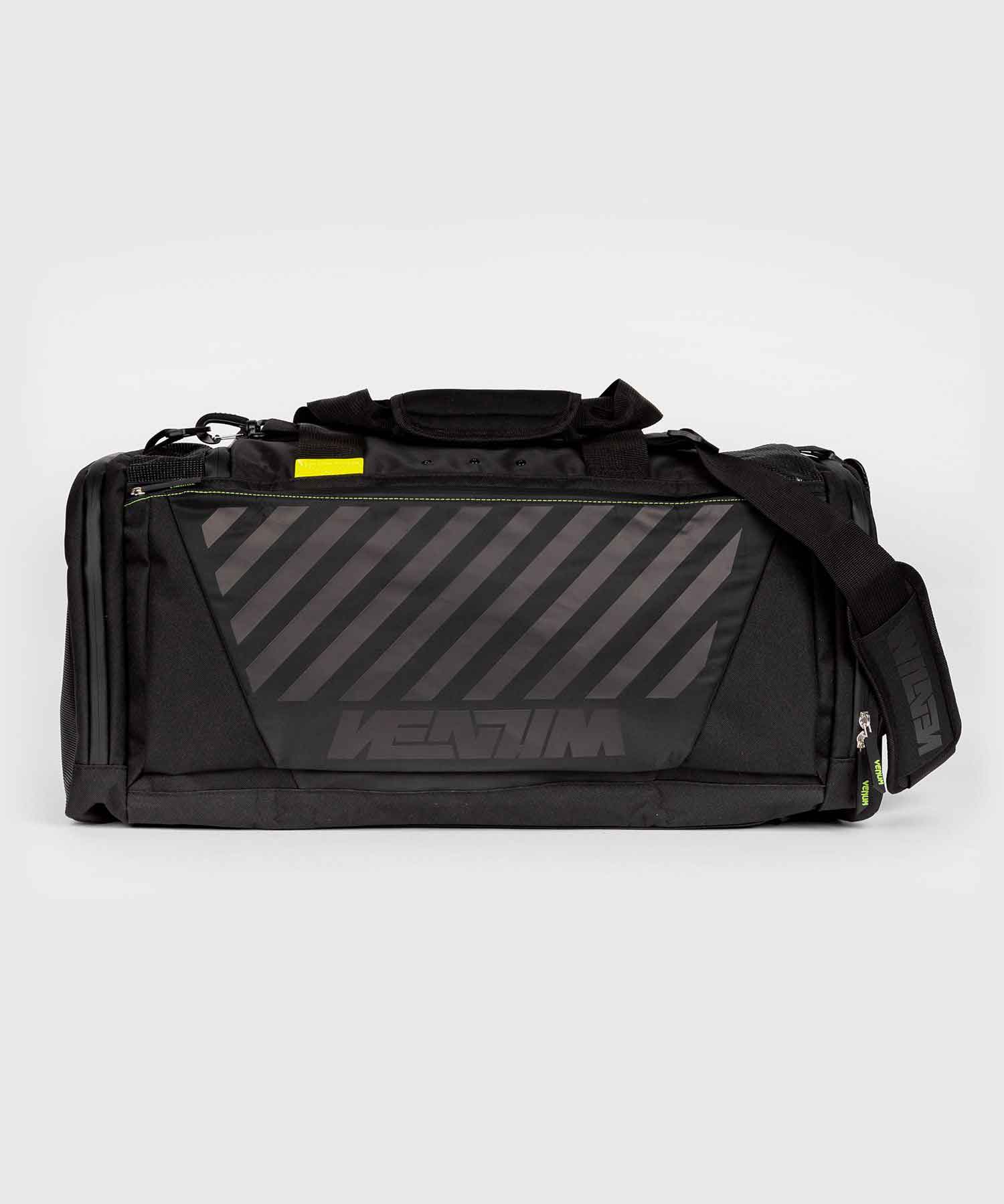 VENUM／ヴェナム　バッグ・バックパック　　STRIPES SPORTS BAG／ストライプス スポーツバッグ