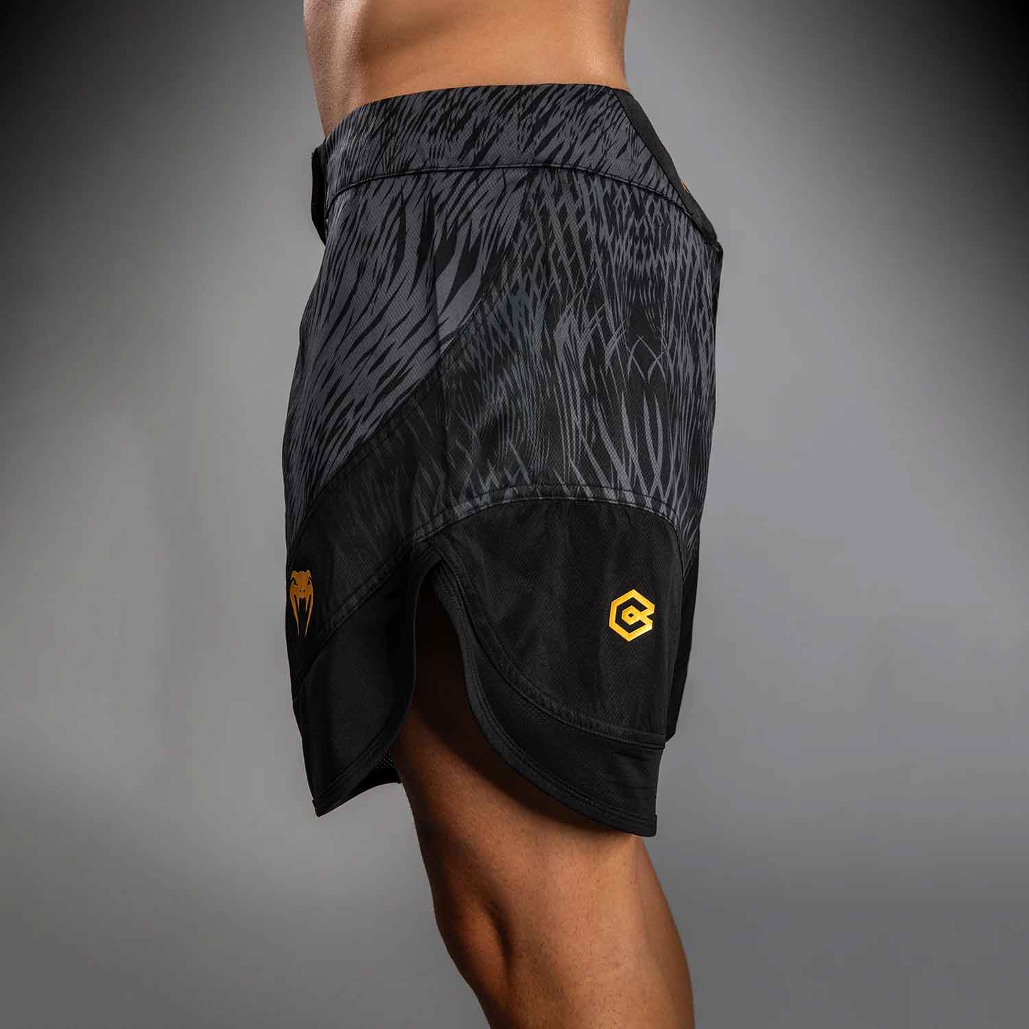 VENUM／ヴェナム　ファイトショーツ　　Venum x Chimaev Wild Borz Fightshorts／ヴェナム×チマエフ ワイルド ボルズ ファイトショーツ