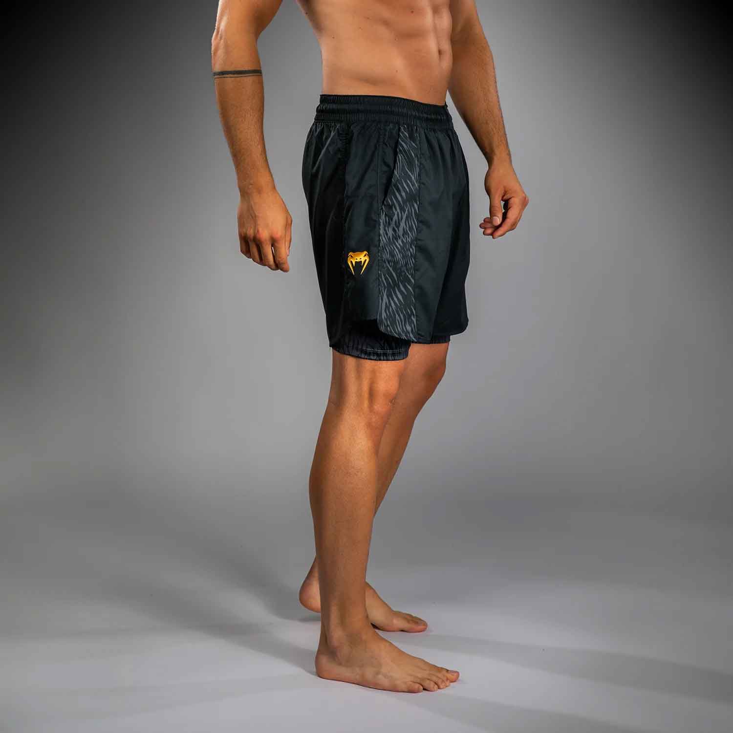 VENUM／ヴェナム　トレーニング・フィットネスショーツ　　Venum x Chimaev Wild Borz Training Shorts／ヴェナム×チマエフ ワイルド ボルズ トレーニングショーツ