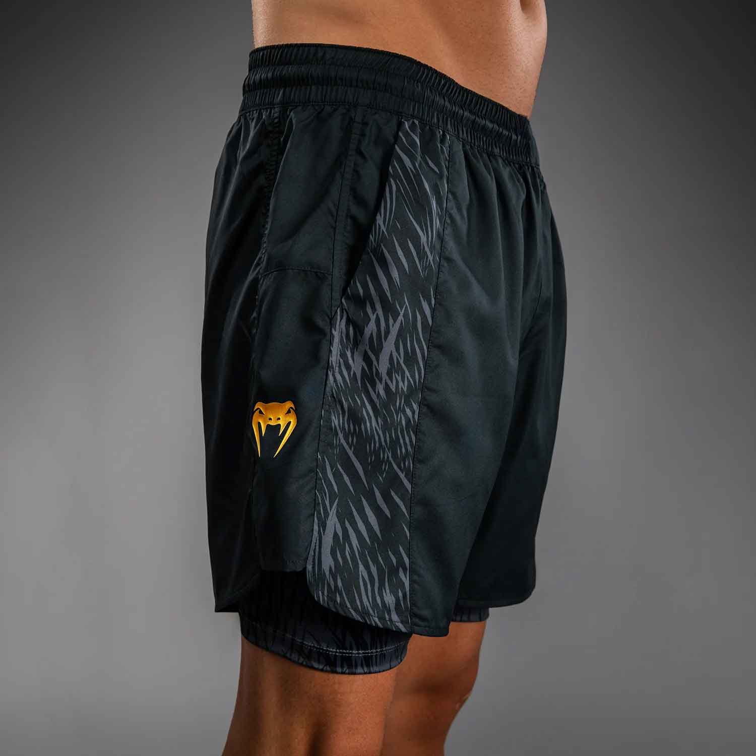 VENUM／ヴェナム　トレーニング・フィットネスショーツ　　Venum x Chimaev Wild Borz Training Shorts／ヴェナム×チマエフ ワイルド ボルズ トレーニングショーツ