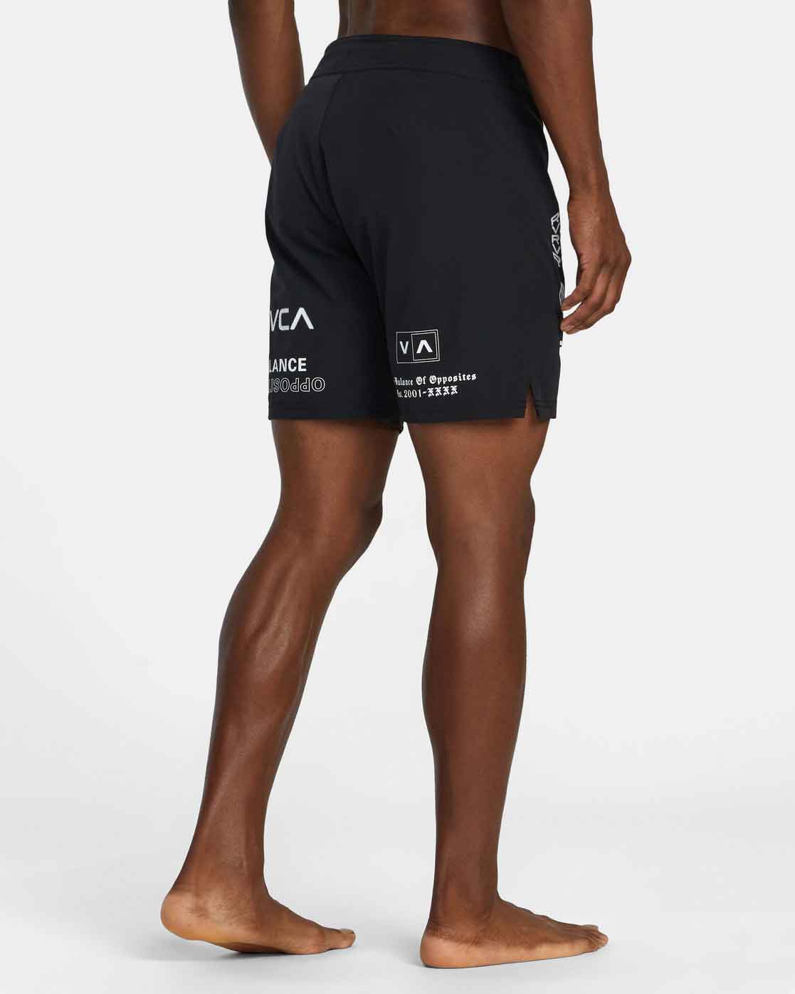 RVCA／ルーカ（ルカ）　ショーツ　　Fight Scrapper Elastic Waist Walkshorts／ファイト スクラッパー エラスティック ウエスト ウォークショーツ（ファイトショーツ）