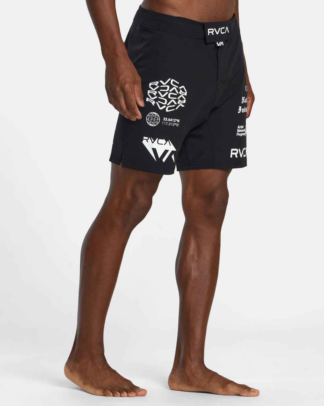 RVCA／ルーカ（ルカ）　ショーツ　　Fight Scrapper Elastic Waist Walkshorts／ファイト スクラッパー エラスティック ウエスト ウォークショーツ（ファイトショーツ）