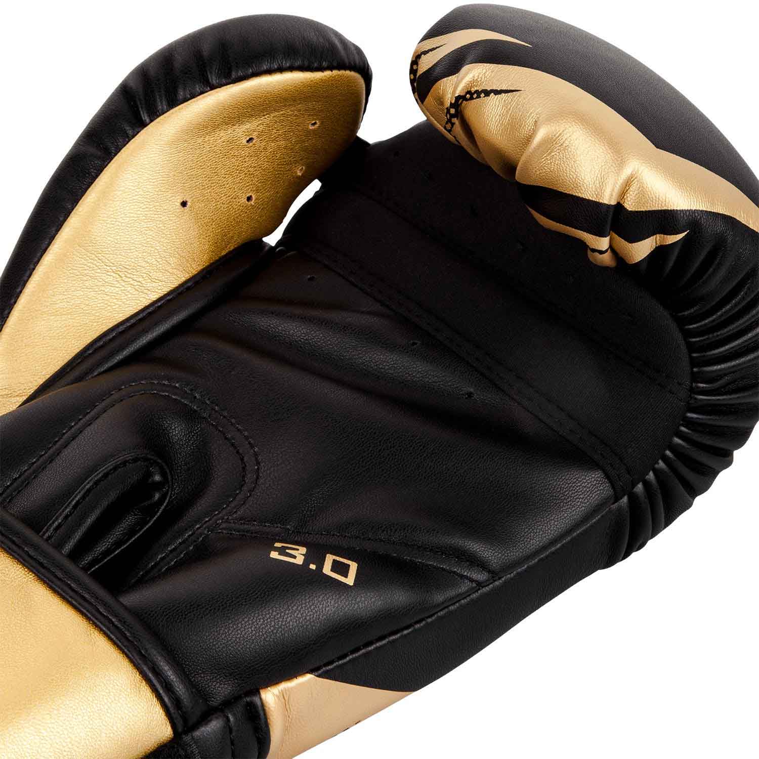 VENUM／ヴェナム　ボクシンググローブ　　CHALLENGER 3.0 BOXING GLOVES／チャレンジャー 3.0 ボクシンググローブ（黒／ゴールド）