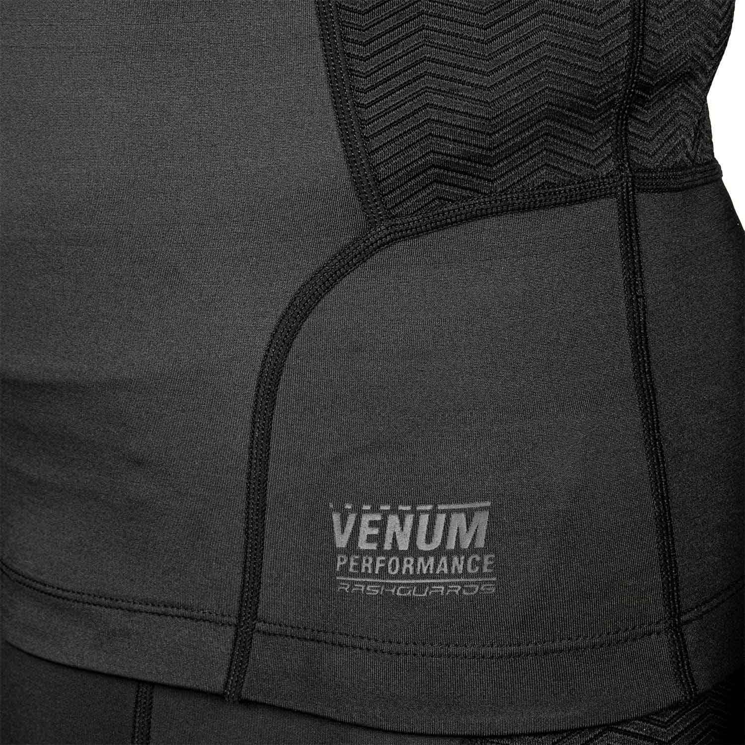 VENUM／ヴェナム　ラッシュガード　　G-FIT RASHGUARD LONG SLEEVES／G-フィット ラッシュガード ロングスリーブ