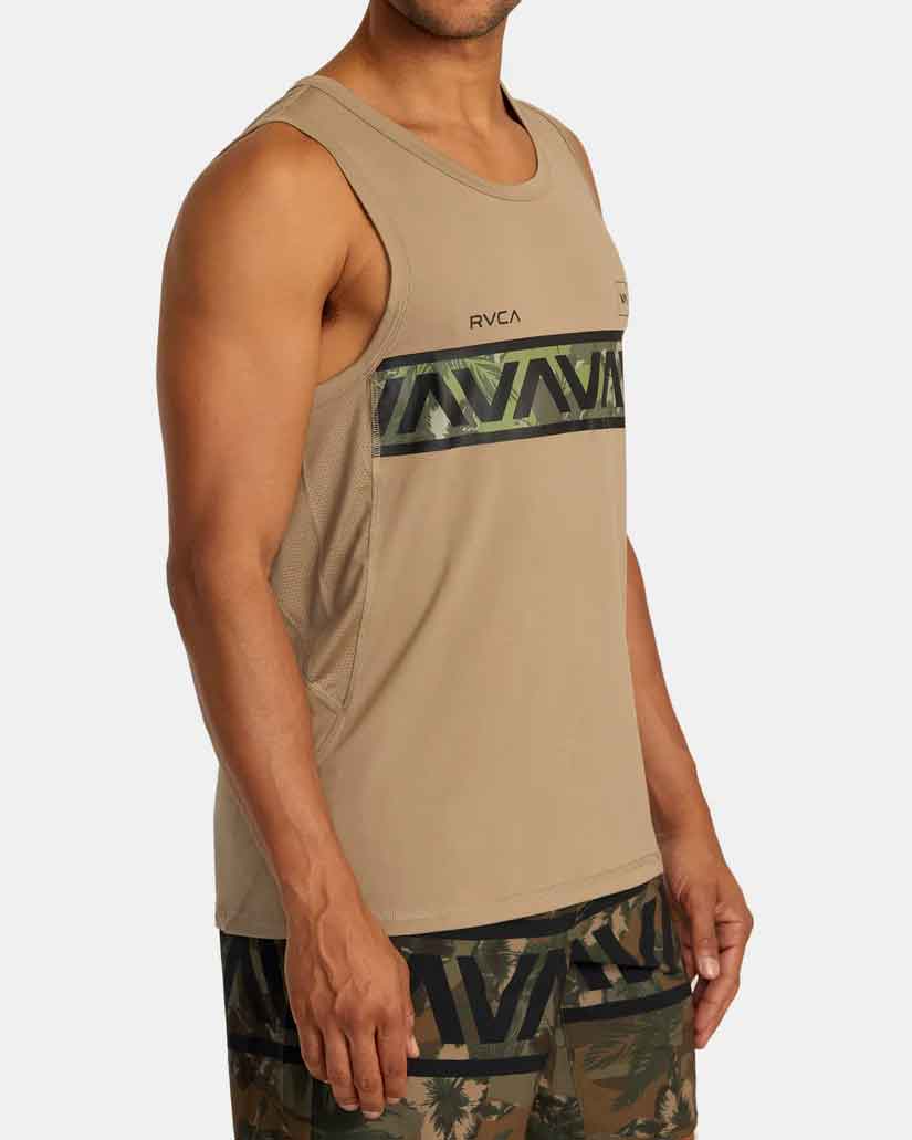 RVCA／ルーカ（ルカ）　ラッシュガード　タンクトップ　　Hawaii Sport Vent Muscle Rashgurds Tank／ハワイ スポーツ ヴェント マッスル ラッシュガード タンク