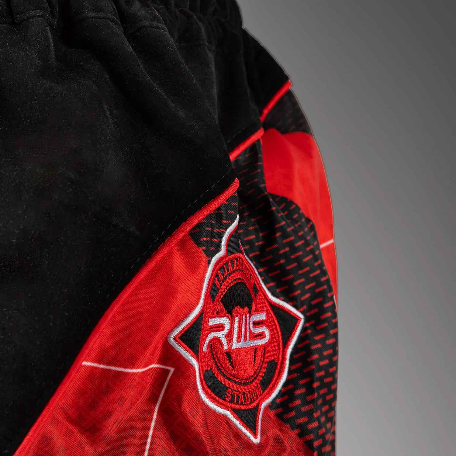 VENUM／ヴェナム　ムエタイショーツ　　Venum x RWS 2.0 Muay Thai Shorts／ヴェナム×ラジャダムナン・ワールド・シリーズ 2.0 ムエタイショーツ（黒）