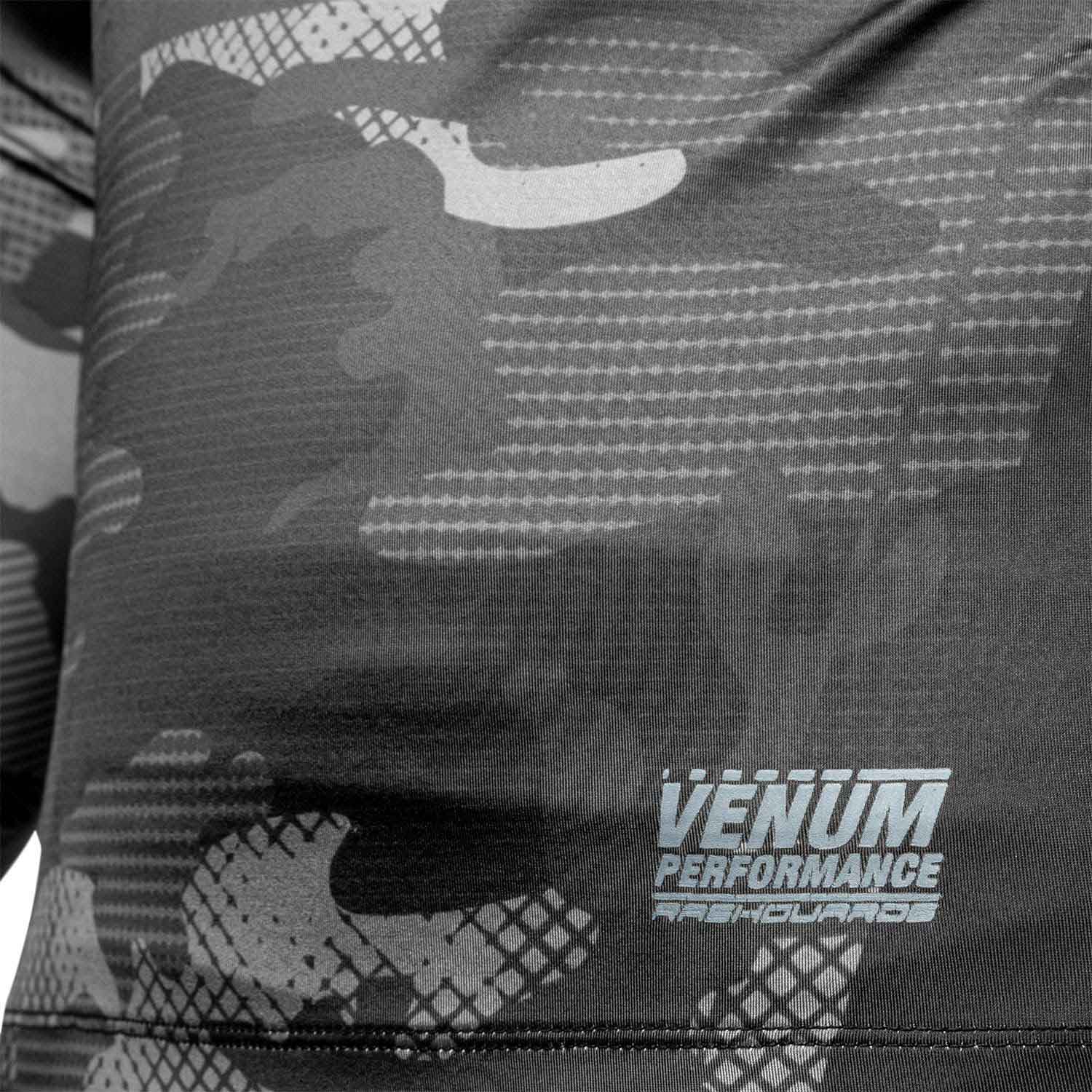 VENUM／ヴェナム　ラッシュガード　　TACTICAL RASHGUARD LONG SLEEVES／タクティカル ラッシュガード ロングスリーブ（アーバンカモ／黒）