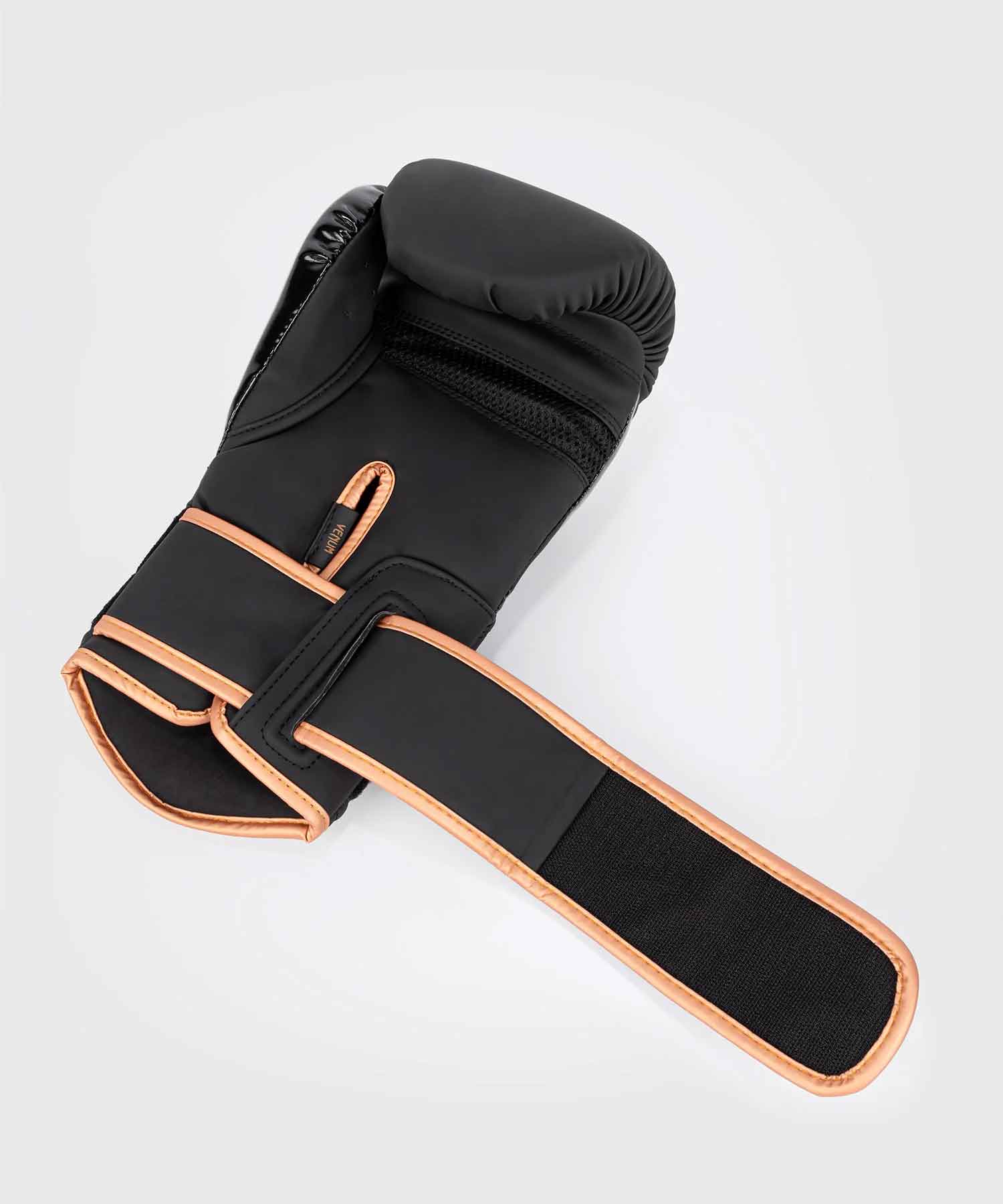 VENUM／ヴェナム　ボクシンググローブ　　Challenger 4.0 Boxing Gloves／チャレンジャー4.0 ボクシンググローブ（黒／ブロンズ）