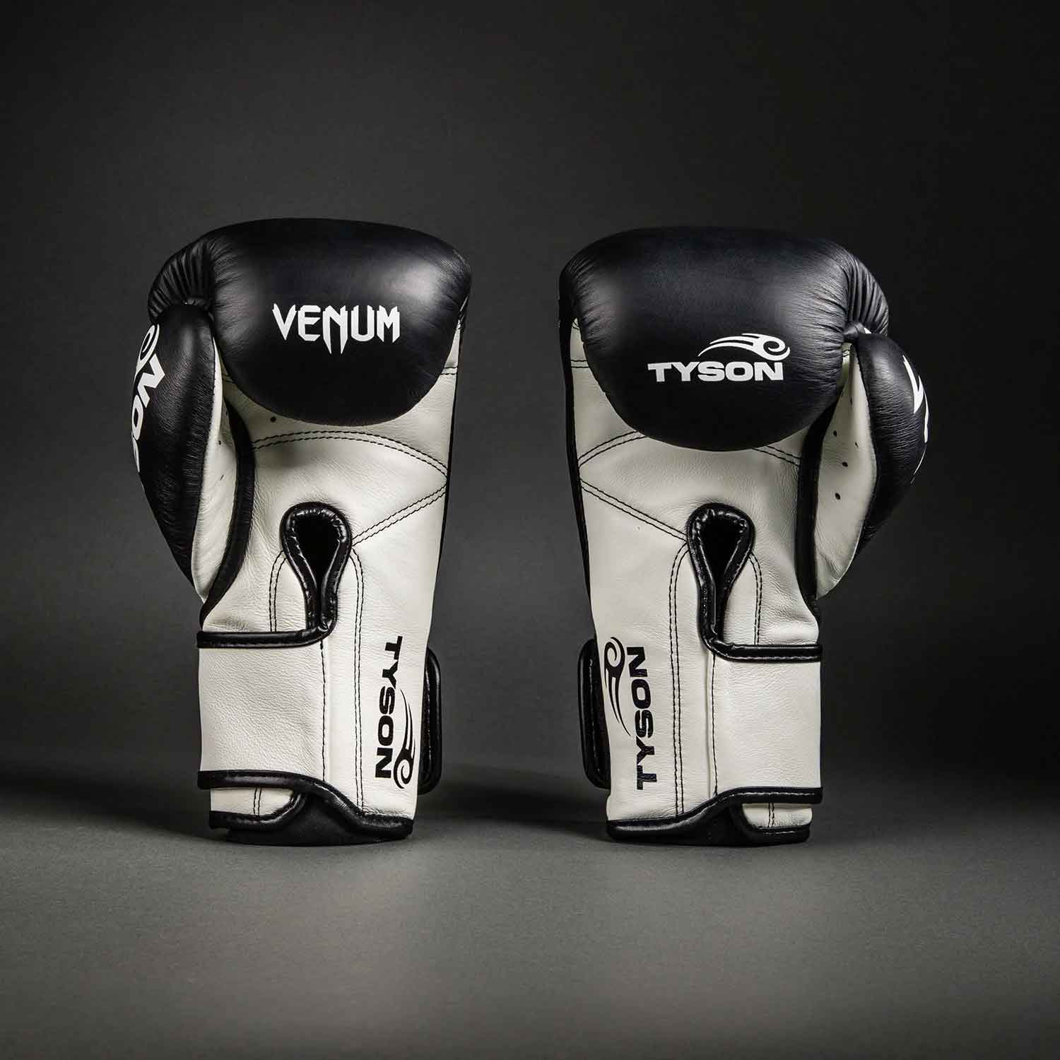 VENUM／ヴェナム　ボクシンググローブ　　Giant 2.0 Mike Tyson Pro Boxing Gloves／ジャイアント 2.0 マイク・タイソン プロ ボクシンググローブ