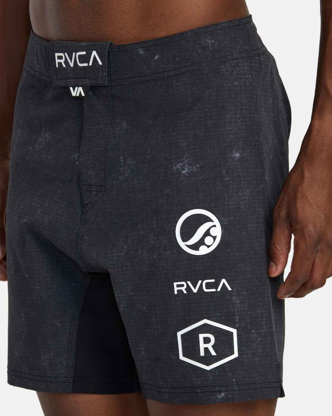 RVCA／ルーカ（ルカ）　ショーツ　　RVCA×SHOYOROLL×Ruotolo Fight Scrapper 17" Technical Training Shorts／ルーカ×ショヨロール×ルオトロ ファイト スクラッパー 17" テクニカル トレーニングショーツ（ファイトショーツ）