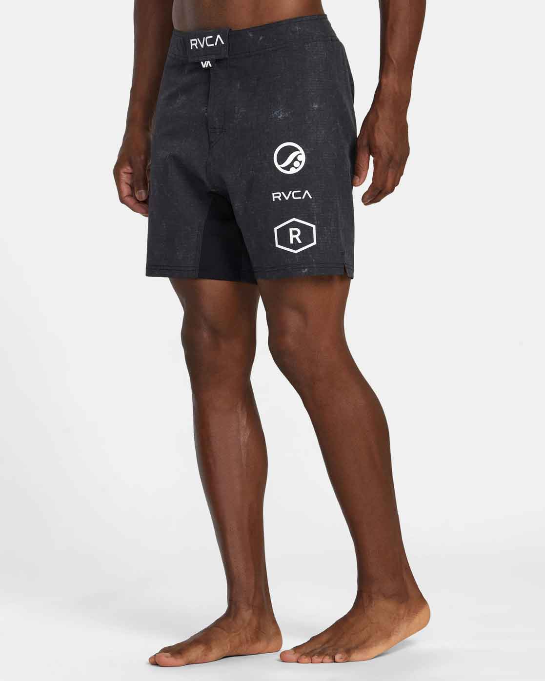 RVCA／ルーカ（ルカ）　ショーツ　　RVCA×SHOYOROLL×Ruotolo Fight Scrapper 17" Technical Training Shorts／ルーカ×ショヨロール×ルオトロ ファイト スクラッパー 17" テクニカル トレーニングショーツ（ファイトショーツ）