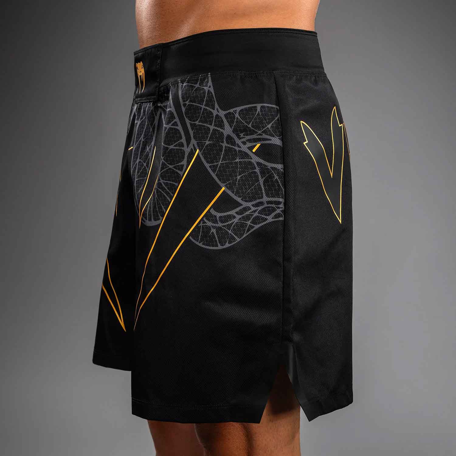 VENUM／ヴェナム　ファイトショーツ　　Serpenti Fight Shorts／セルペンティ ファイトショーツ