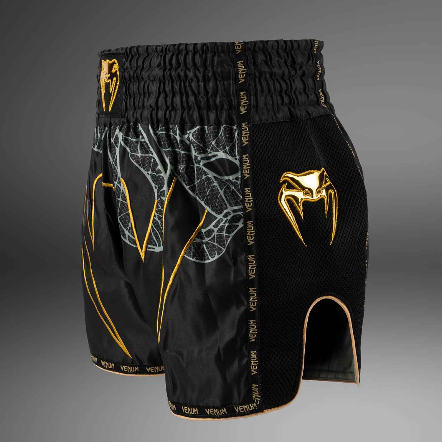 VENUM／ヴェナム　ムエタイショーツ　　Serpenti Muay Thai Shorts／セルペンティ ムエタイショーツ