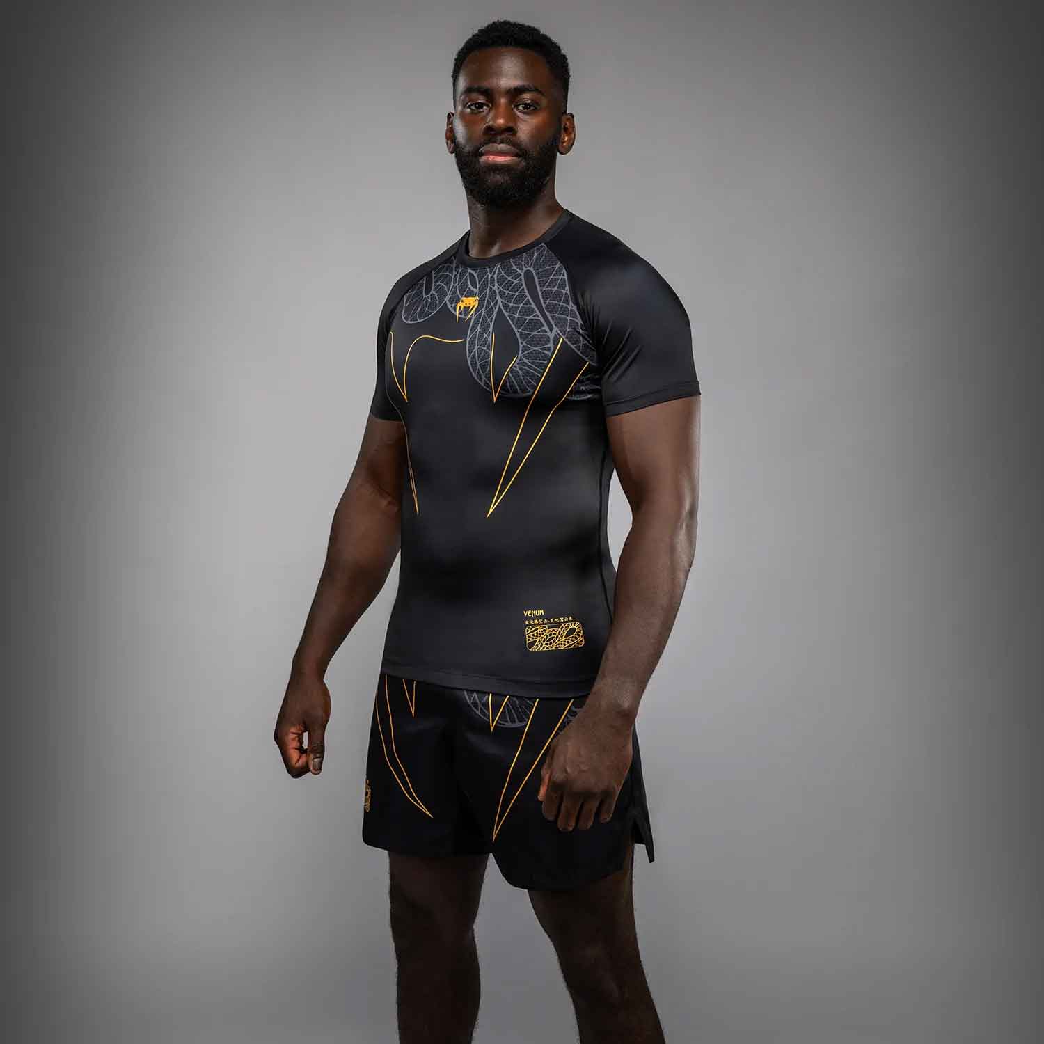 VENUM／ヴェナム　ラッシュガード　　Serpenti Short Sleeve Rashguard／セルペンティ ショートスリーブ ラッシュガード