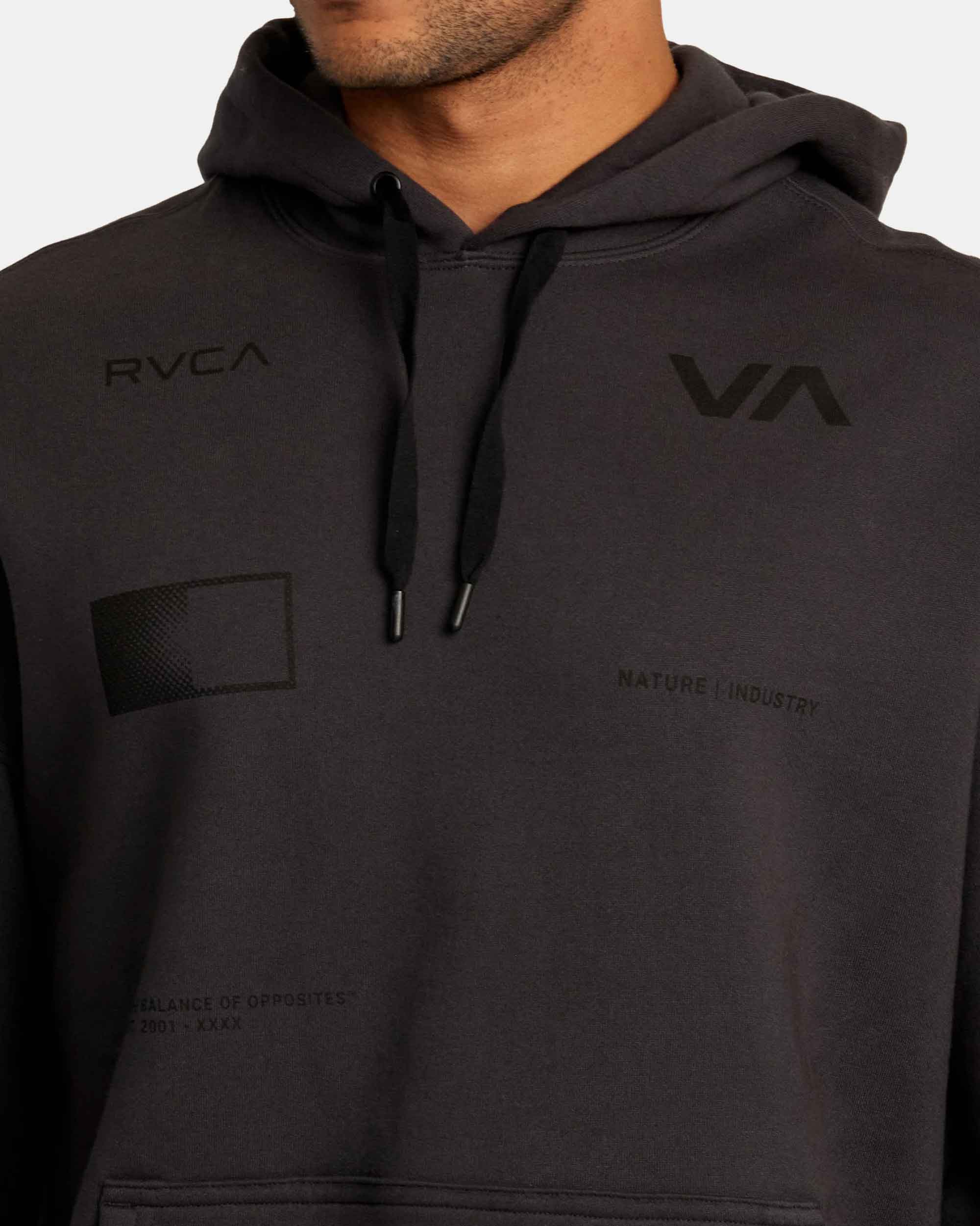 RVCA／ルーカ（ルカ）　パーカー　　RADIATE HOODIE／ラディエイト フーディー