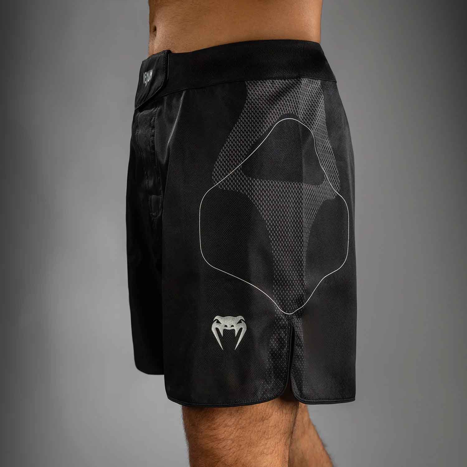 VENUM／ヴェナム　ファイトショーツ　　Nexus Fight Shorts／ネクサス ファイトショーツ