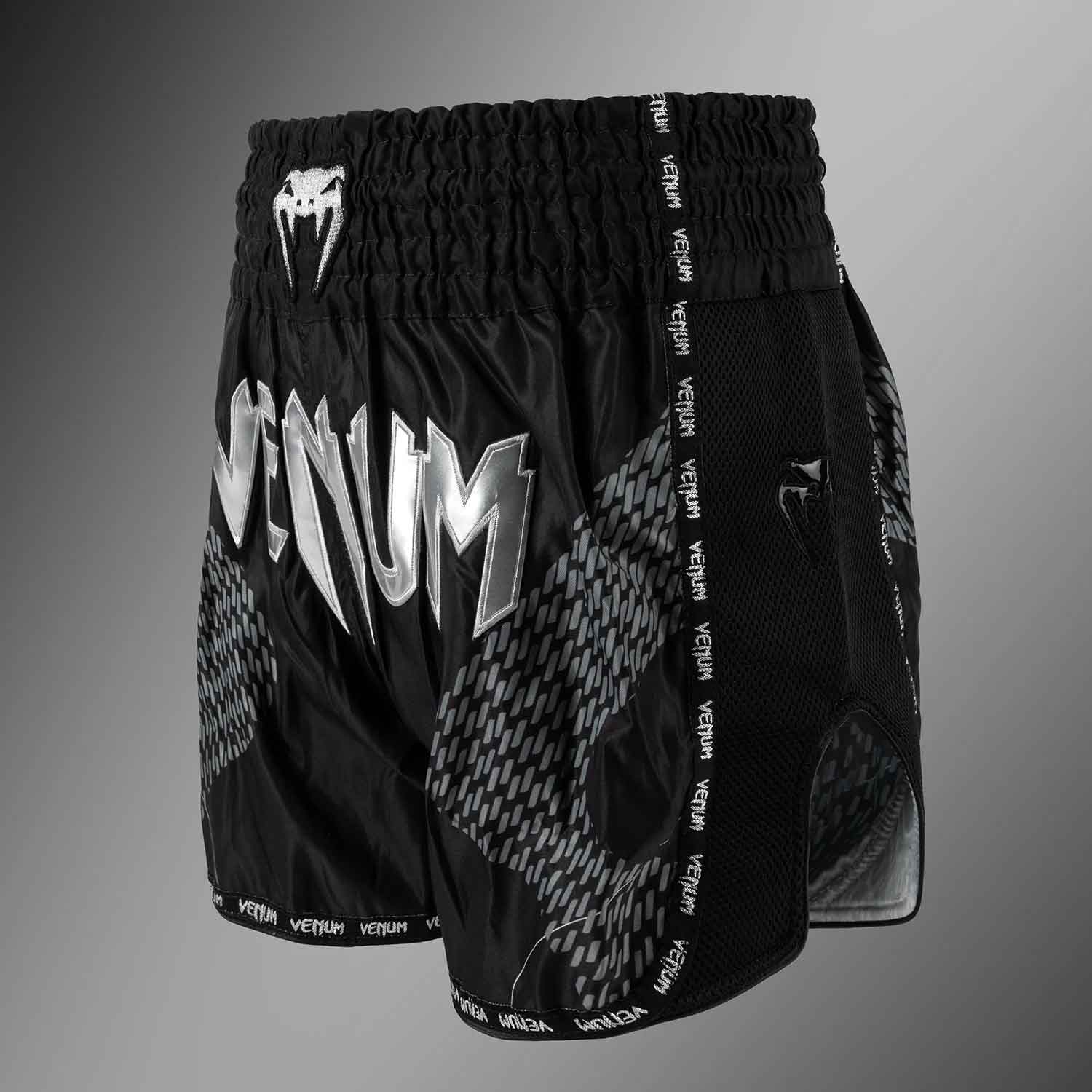 VENUM／ヴェナム　ムエタイショーツ　　Nexus Muay Thai Shorts／ネクサス ムエタイショーツ
