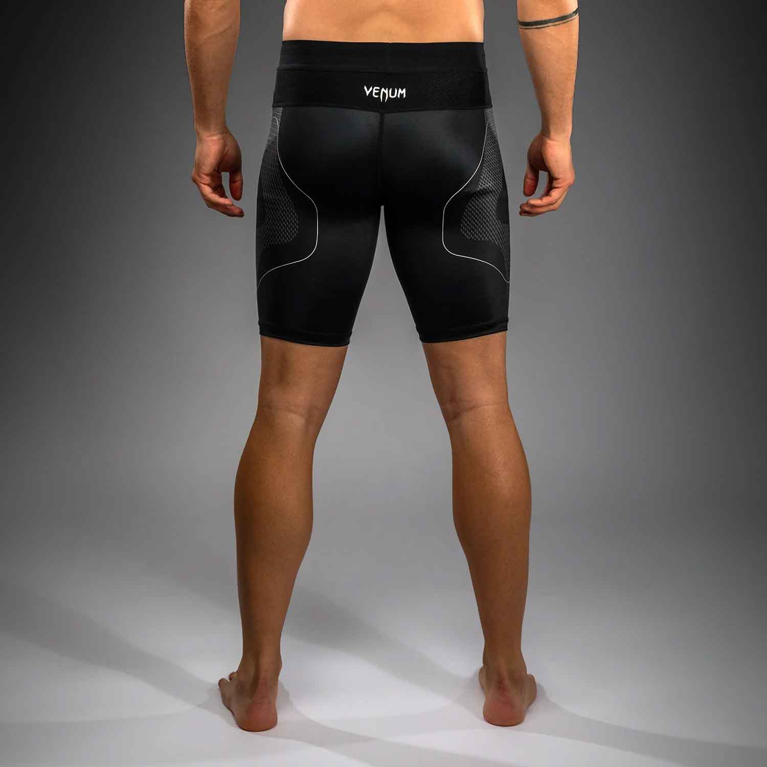 VENUM／ヴェナム　コンプレッション・バーリトゥードショーツ　　Nexus Vale Tudo Shorts／ネクサス バーリトゥードショーツ