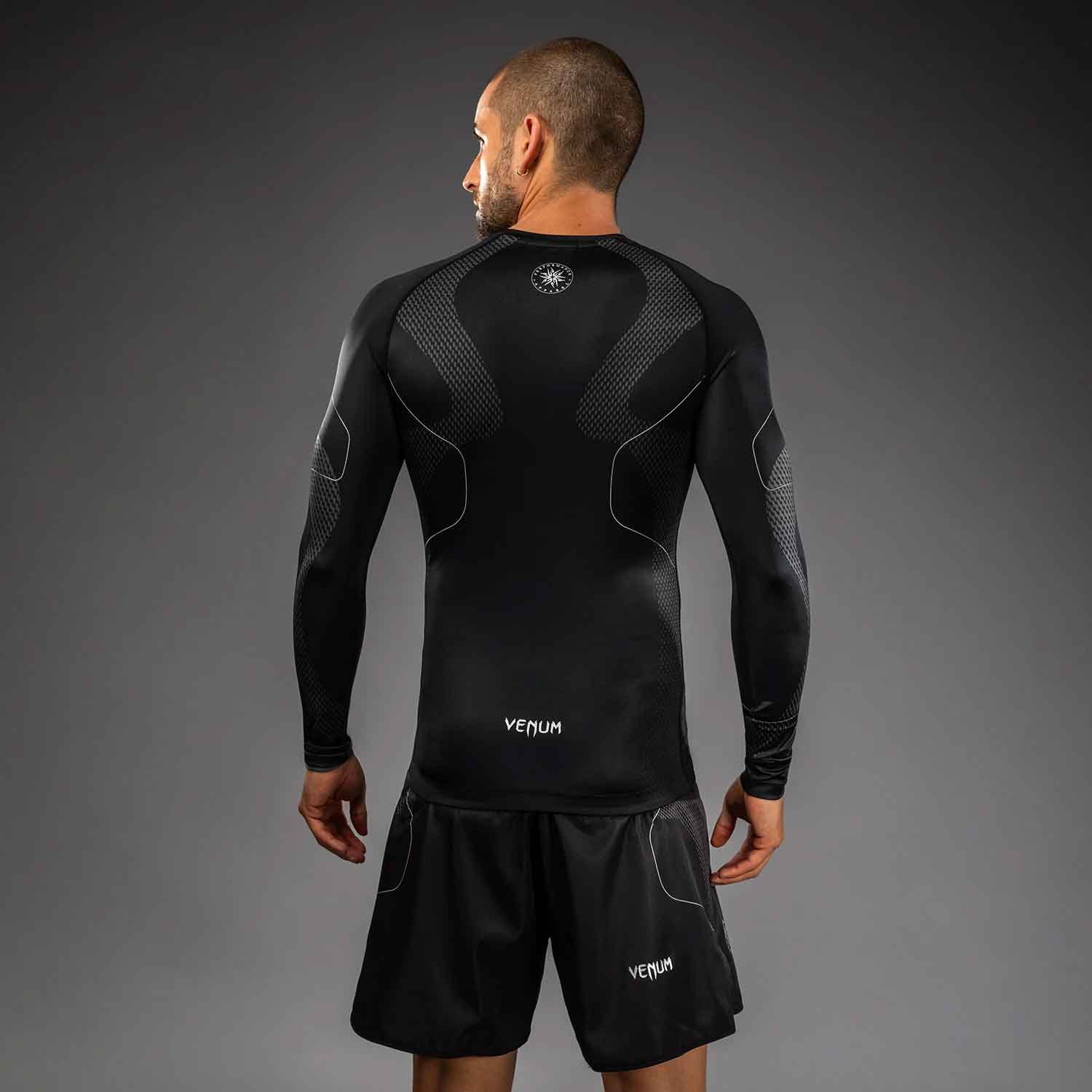 VENUM／ヴェナム　ラッシュガード　　Nexus Long Sleeve Rashguard／ネクサス ロングスリーブ ラッシュガード