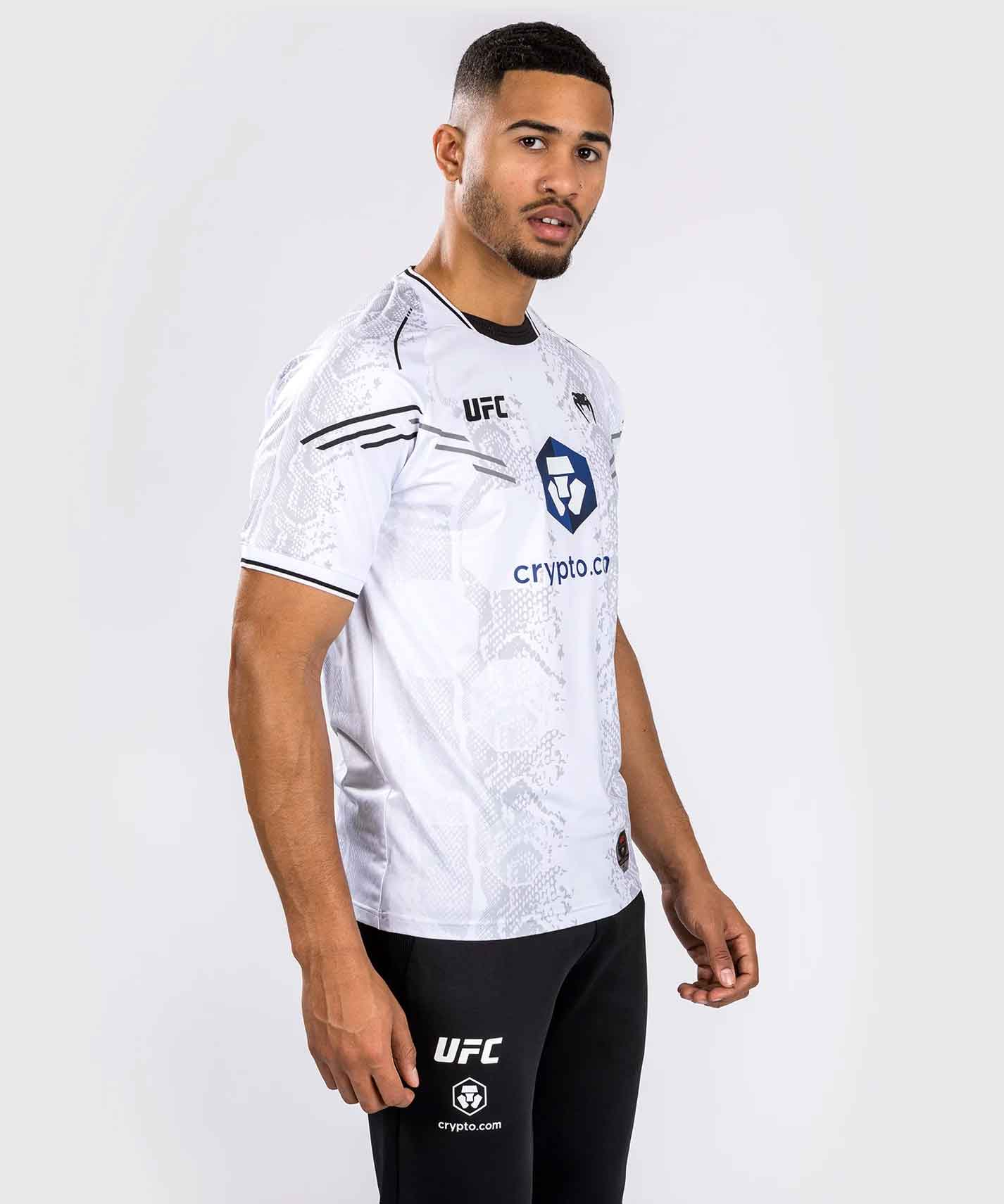 VENUM／ヴェナム　ジャージ（ユニフォーム）　　UFC ADRENALINE BY VENUM AUTHENTIC FIGHT NIGHT MEN’S WALKOUT JERSEY／UFC アドレナリン by ヴェナム オーセンティック ファイトナイト メンズ ウォークアウト ジャージ（白）