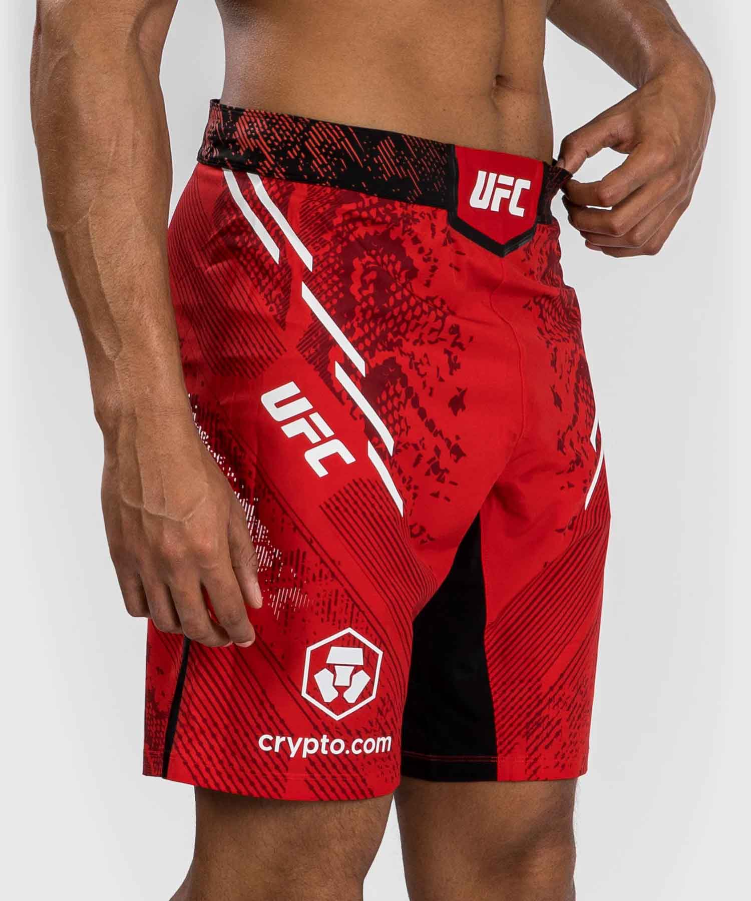 VENUM／ヴェナム　ファイトショーツ　　UFC Adrenaline by Venum Authentic Fight Night Men's Fight Short - Long Fit／UFC アドレナリン by ヴェナム オーセンティック ファイトナイト メンズ ファイトショーツ ロングフィット（レッド）