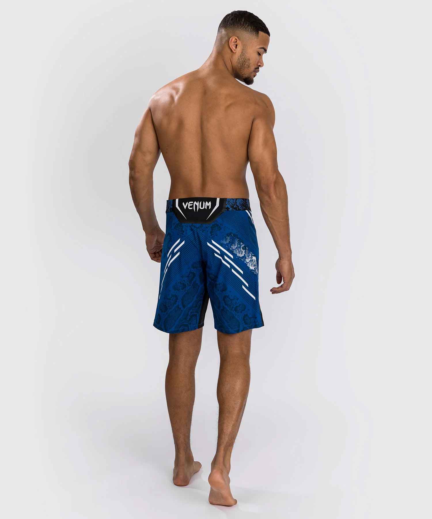 VENUM／ヴェナム　ファイトショーツ　　UFC Adrenaline by Venum Authentic Fight Night Men's Fight Short - Long Fit／UFC アドレナリン by ヴェナム オーセンティック ファイトナイト メンズ ファイトショーツ ロングフィット（ブルー）