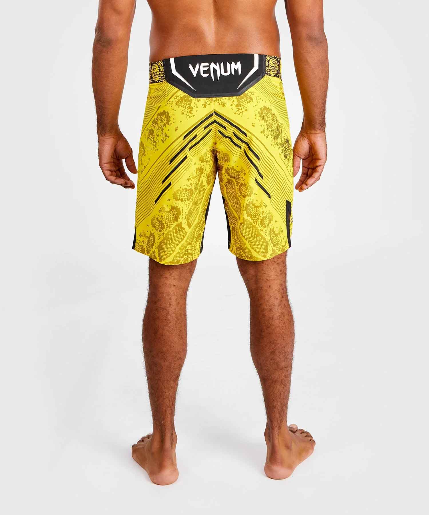 VENUM／ヴェナム　ファイトショーツ　　UFC Adrenaline by Venum Authentic Fight Night Men's Fight Short - Long Fit／UFC アドレナリン by ヴェナム オーセンティック ファイトナイト メンズ ファイトショーツ ロングフィット（イエロー）