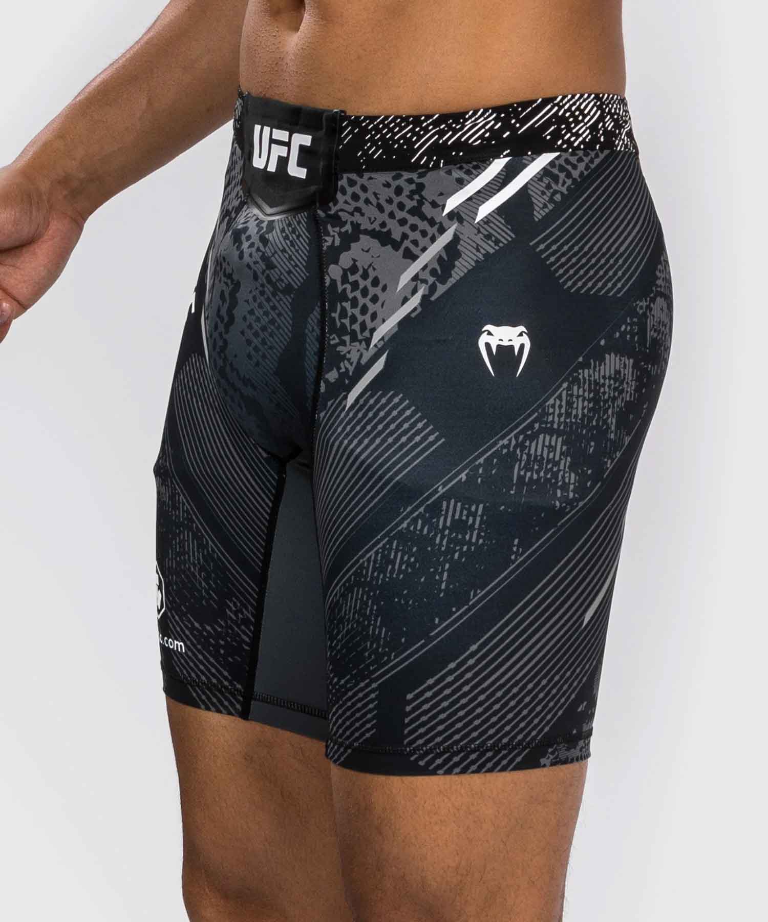 VENUM／ヴェナム　コンプレッション・バーリトゥードショーツ　　UFC Adrenaline by Venum Authentic Fight Night Men’s Vale Tudo Short／UFC アドレナリン by ヴェナム オーセンティック ファイトナイト メンズ バーリトゥードショーツ（黒）