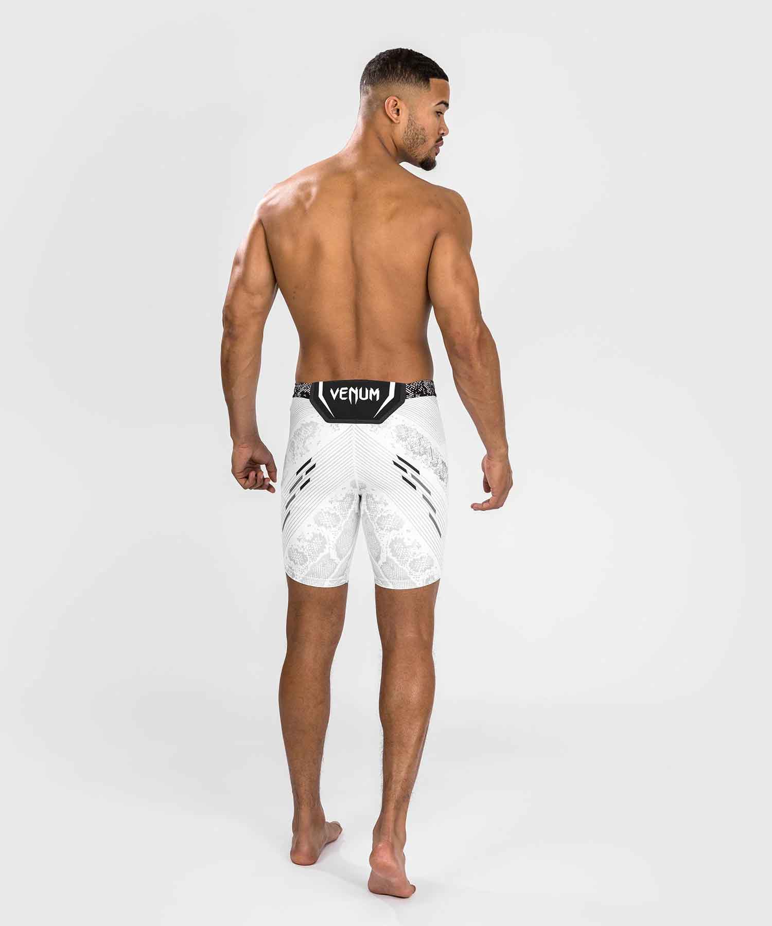 VENUM／ヴェナム　コンプレッション・バーリトゥードショーツ　　UFC Adrenaline by Venum Authentic Fight Night Men’s Vale Tudo Short／UFC アドレナリン by ヴェナム オーセンティック ファイトナイト メンズ バーリトゥードショーツ（白）