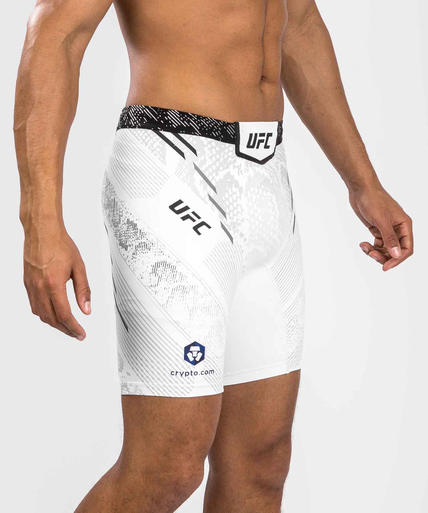 VENUM／ヴェナム　コンプレッション・バーリトゥードショーツ　　UFC Adrenaline by Venum Authentic Fight Night Men’s Vale Tudo Short／UFC アドレナリン by ヴェナム オーセンティック ファイトナイト メンズ バーリトゥードショーツ（白）