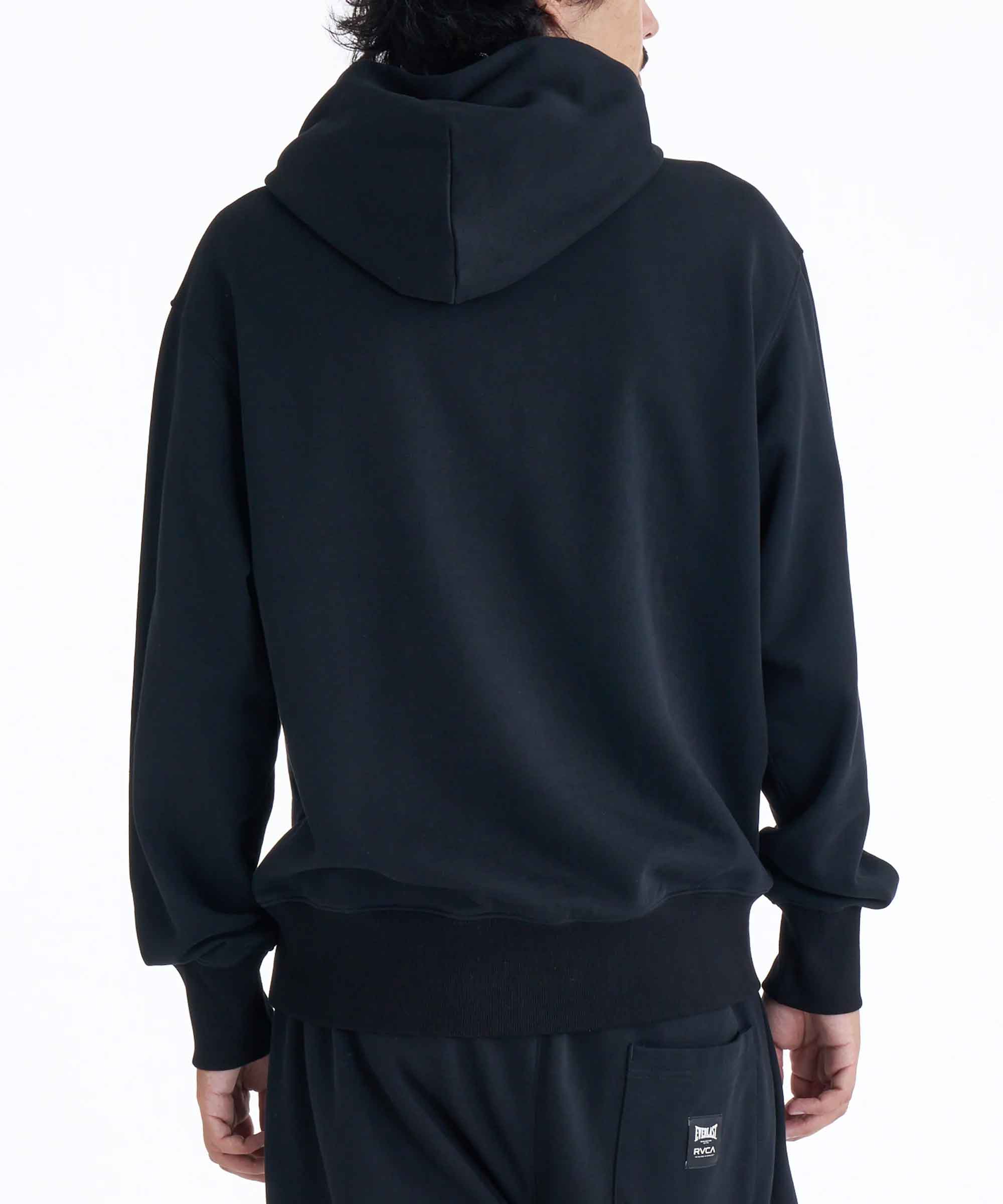RVCA／ルーカ（ルカ）　パーカー　　RVCA×EVERLAST HOODIE／RVCA×エバーラスト フーディ（黒）