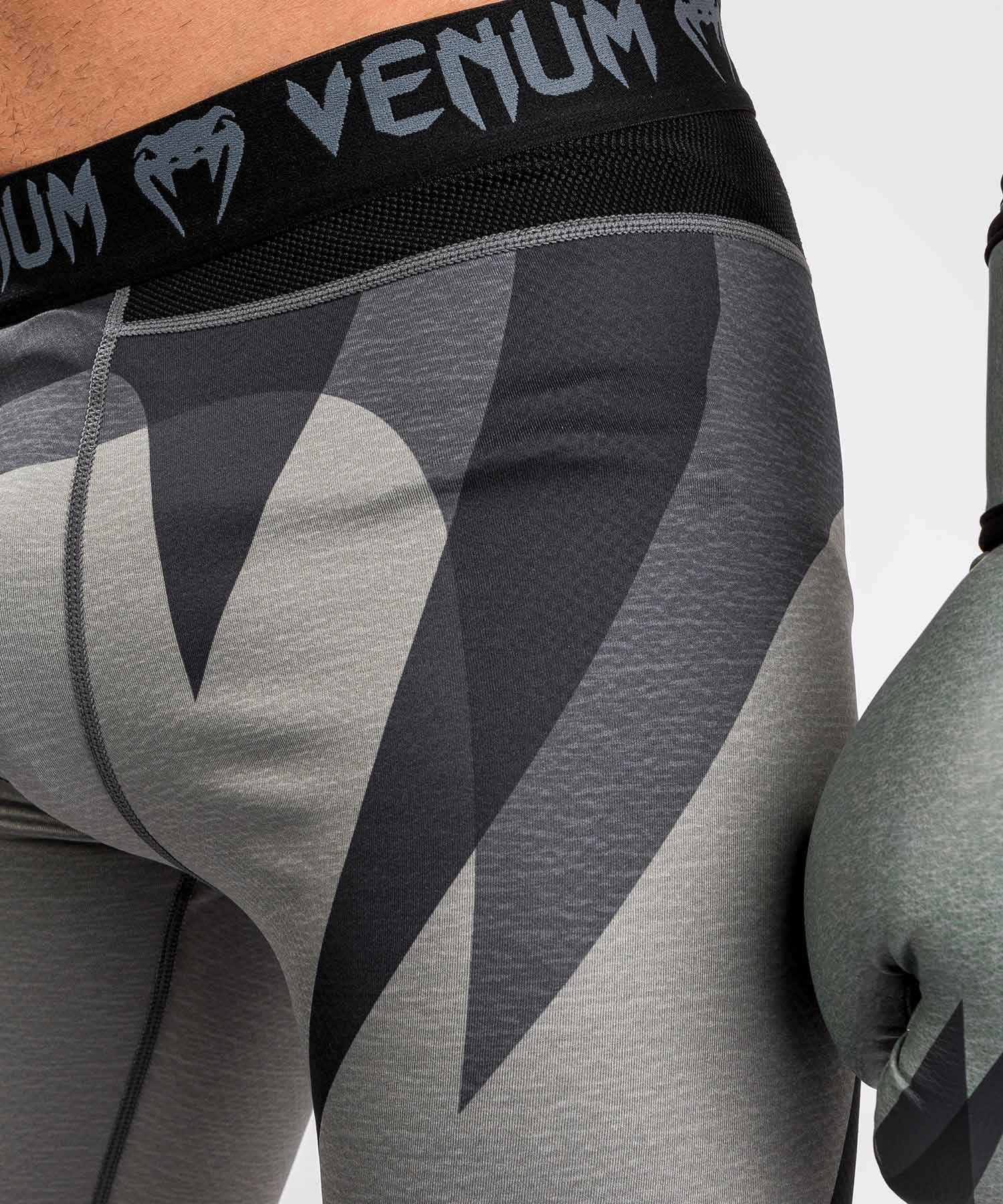 VENUM／ヴェナム　コンプレッション・バーリトゥードショーツ　　STONE VALE TUDO SHORTS／ストーン バーリトゥードショーツ