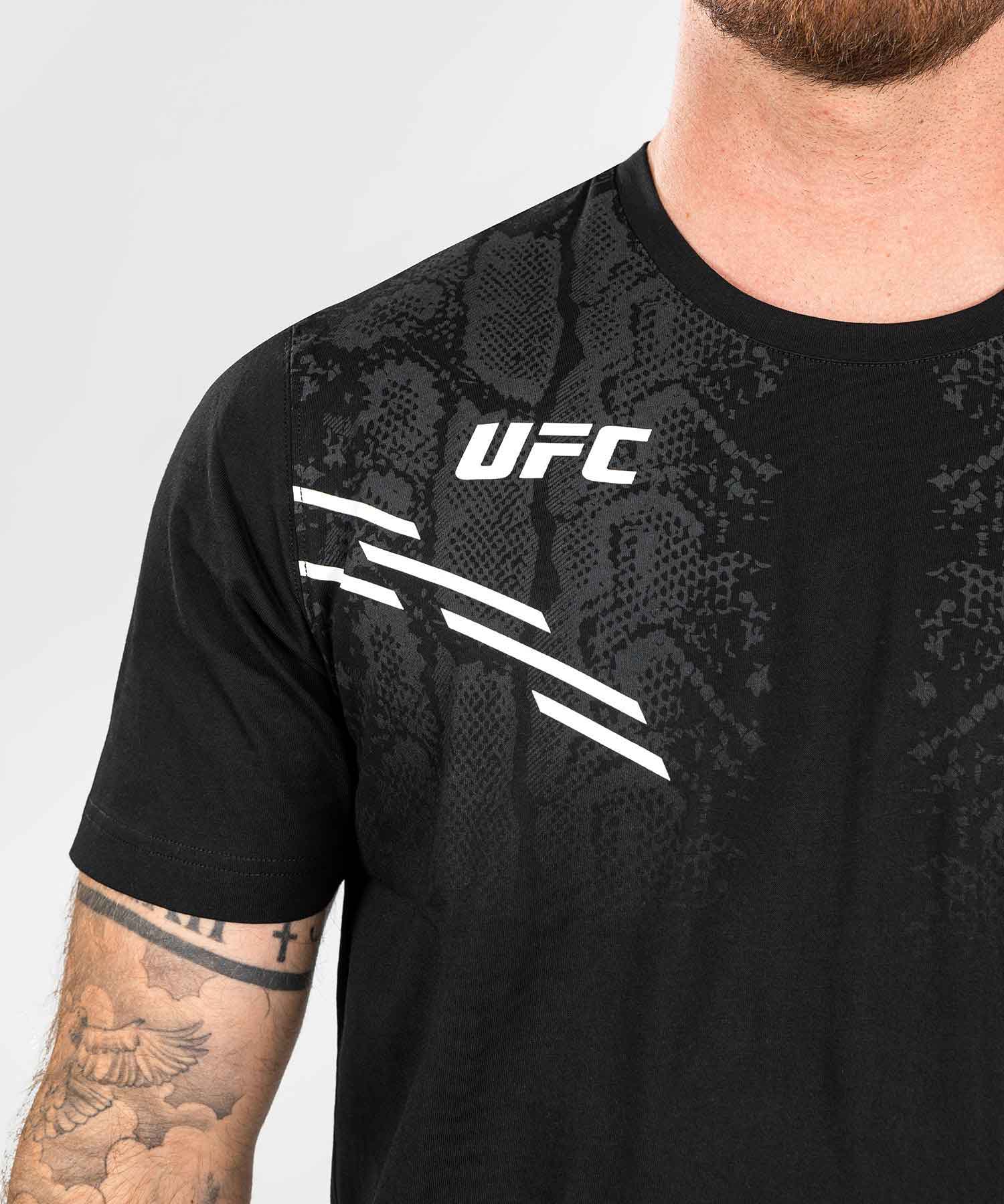 VENUM／ヴェナム　Tシャツ　　UFC Adrenaline by Venum Replica Men’s Short-sleeve T-shirt／UFC アドレナリン by ヴェナム メンズ ショートスリーブTシャツ（黒）