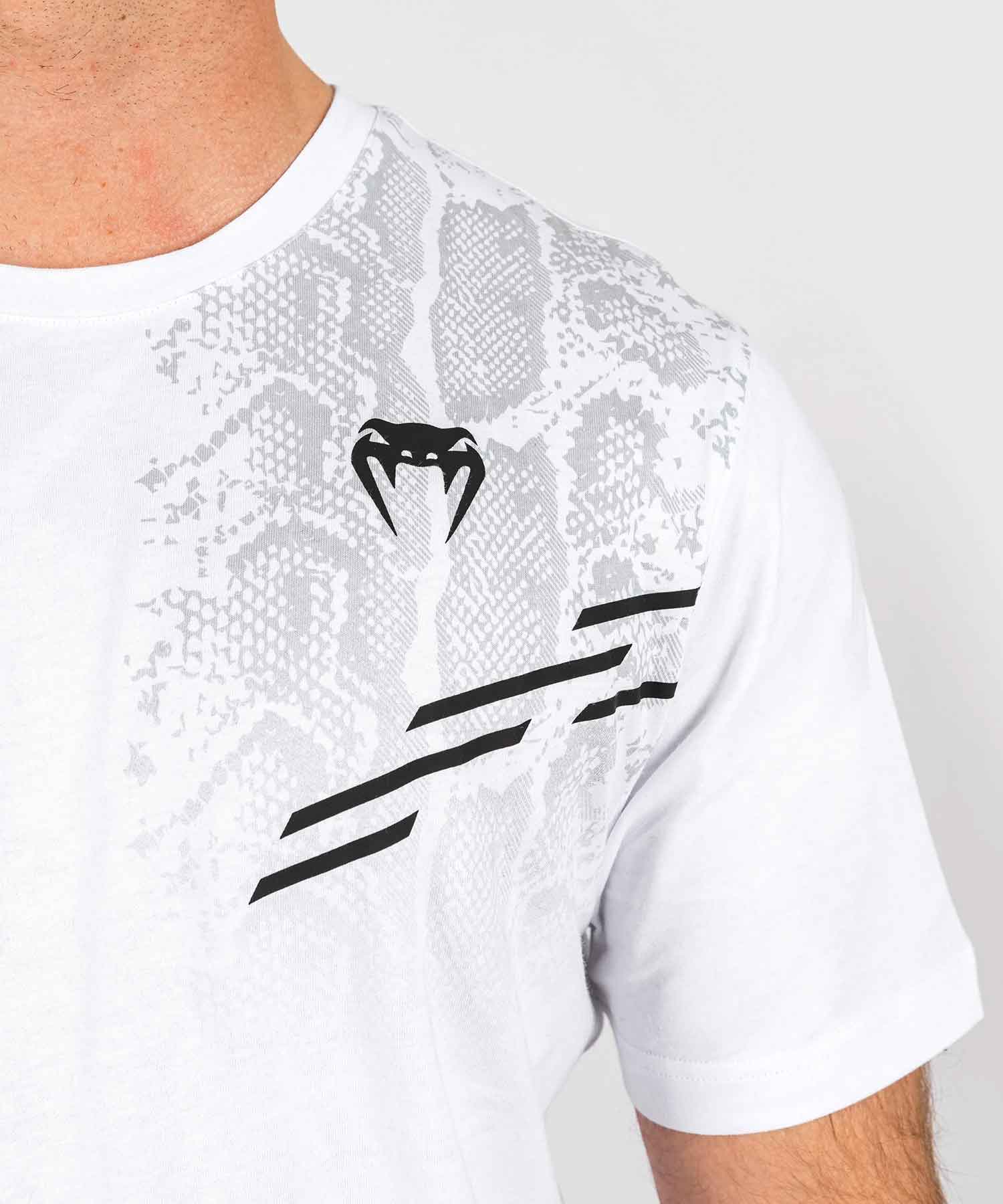 VENUM／ヴェナム　Tシャツ　　UFC Adrenaline by Venum Replica Men’s Short-sleeve T-shirt／UFC アドレナリン by ヴェナム メンズ ショートスリーブTシャツ（白）