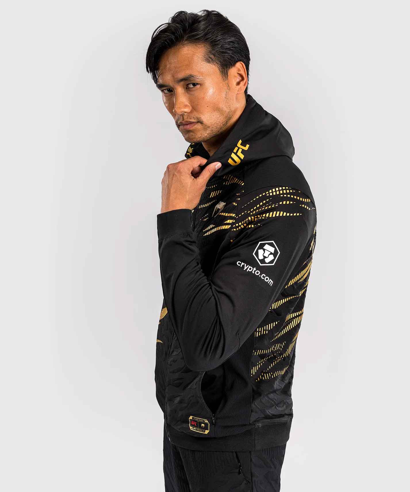 VENUM／ヴェナム　パーカー（フーディー）　　UFC Fusion by Venum Authentic Fight Night Men’s Walkout Hoodie Champion／UFC フュージョン by ヴェナム オーセンティック ファイトナイト メンズ ウォークアウト フーディー（チャンピオン）