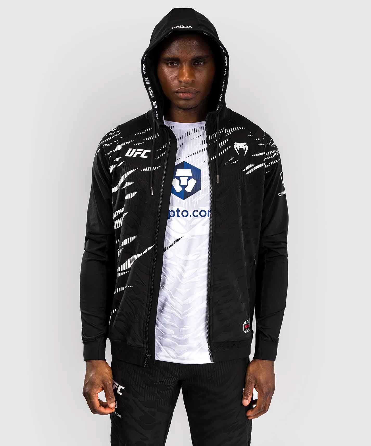VENUM／ヴェナム　パーカー（フーディー）　　UFC Fusion by Venum Authentic Fight Night Men’s Walkout Hoodie／UFC フュージョン by ヴェナム オーセンティック ファイトナイト メンズ ウォークアウト フーディー（黒）