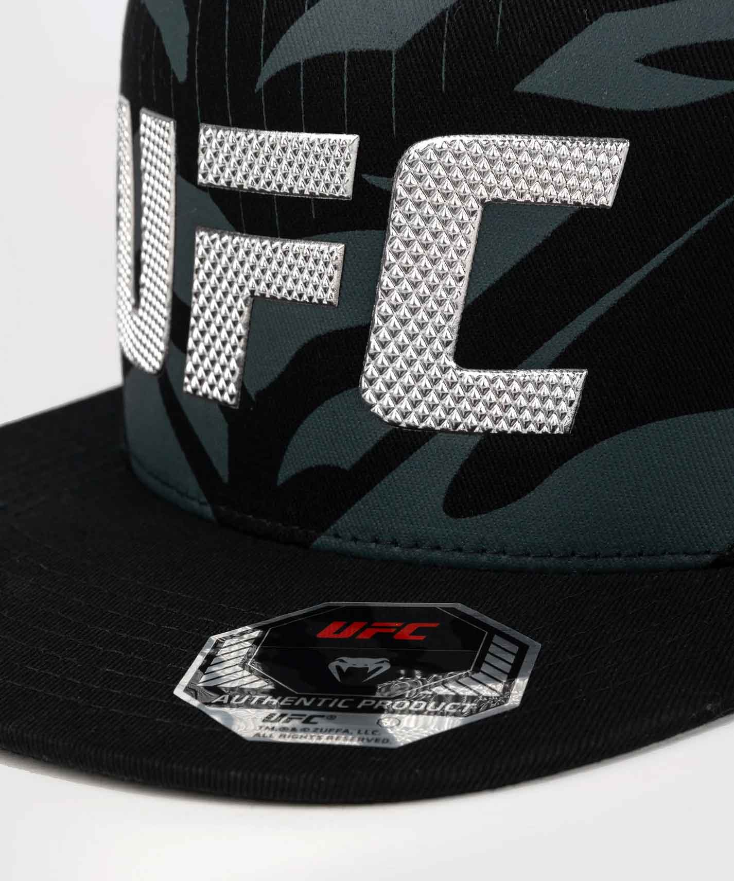 VENUM／ヴェナム　ビーニー・キャップ　　UFC Fusion by Venum Authentic Fight Night Sports Cap／UFC フュージョン by ヴェナム オーセンティック ファイトナイト スポーツキャップ（黒）