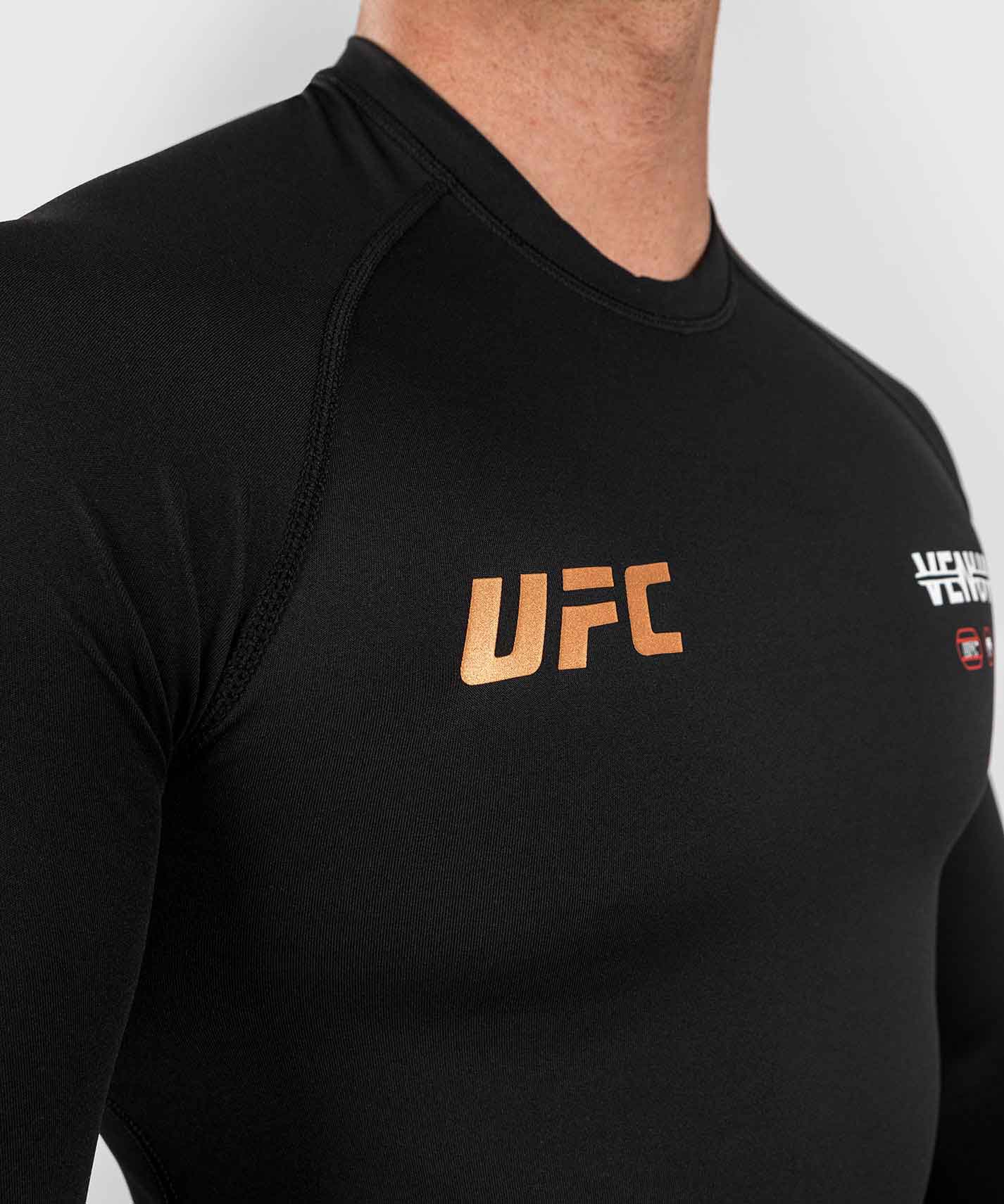 VENUM／ヴェナム　ラッシュガード　　UFC Adrenaline by Venum Fight Week Men’s Performance Long-sleeve Rashguard／UFC アドレナリン by ヴェナム ファイトウィーク メンズ パフォーマンス ロングスリーブ ラッシュガード（黒）